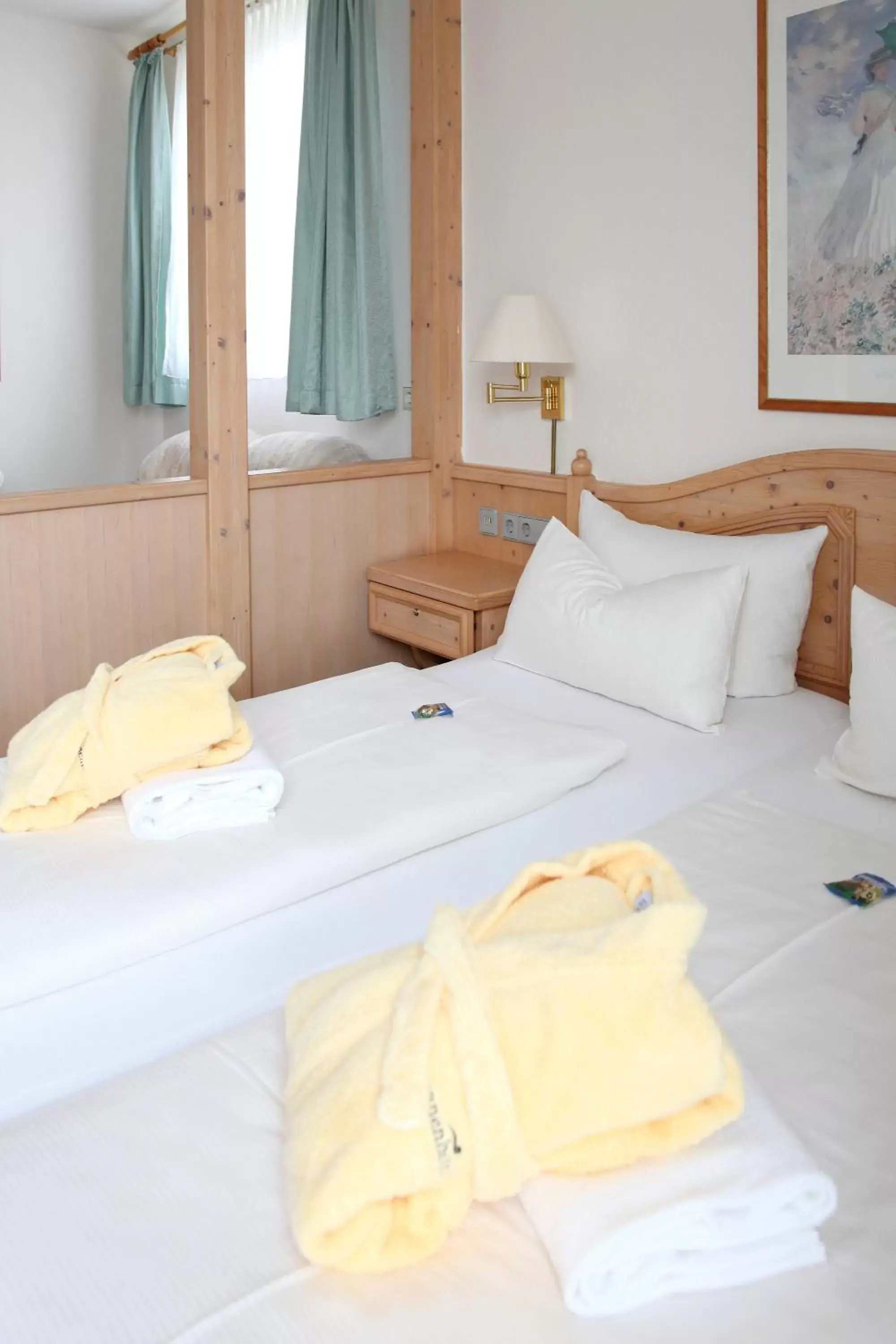 Bed in Sonnenhotel Hoher Hahn