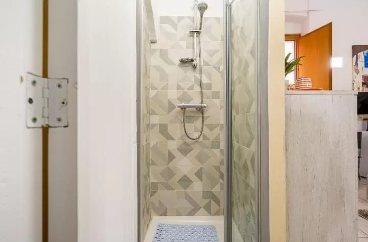 Bathroom in B&B Martini Home 11