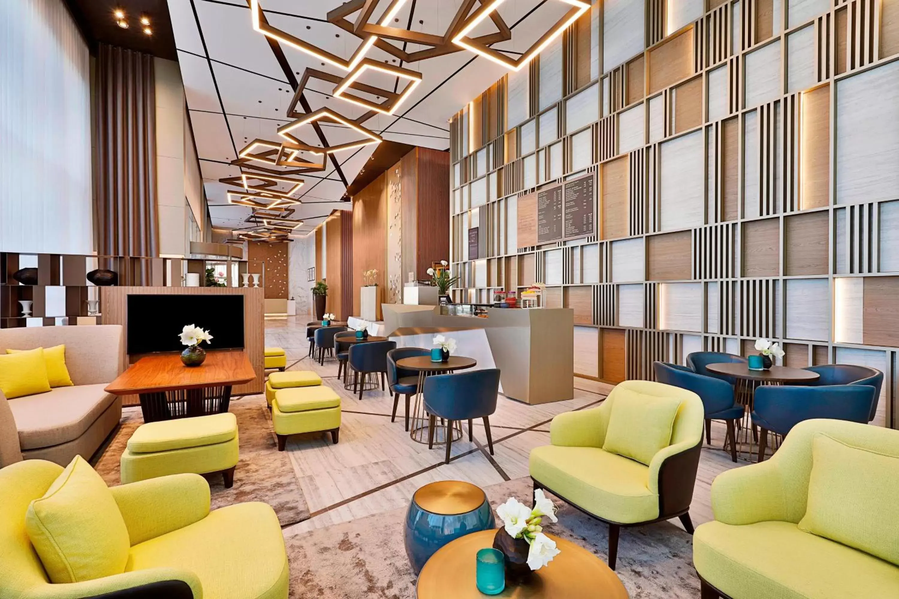 Lounge or bar, Lounge/Bar in Courtyard by Marriott Dubai, Al Barsha