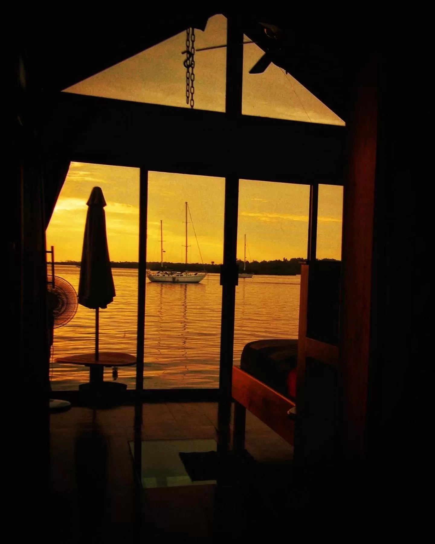 Barrbra BnB Over The Sea