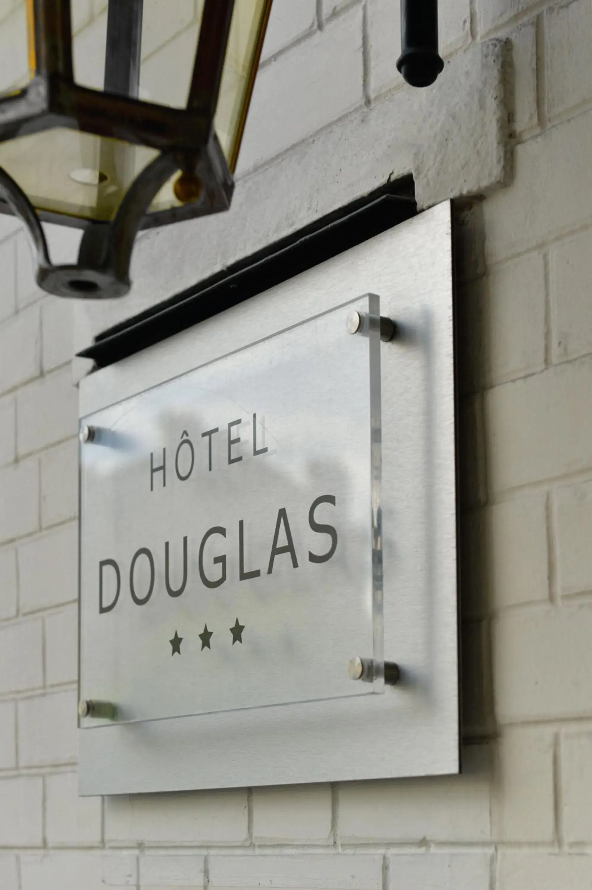 Facade/entrance in Hotel Douglas