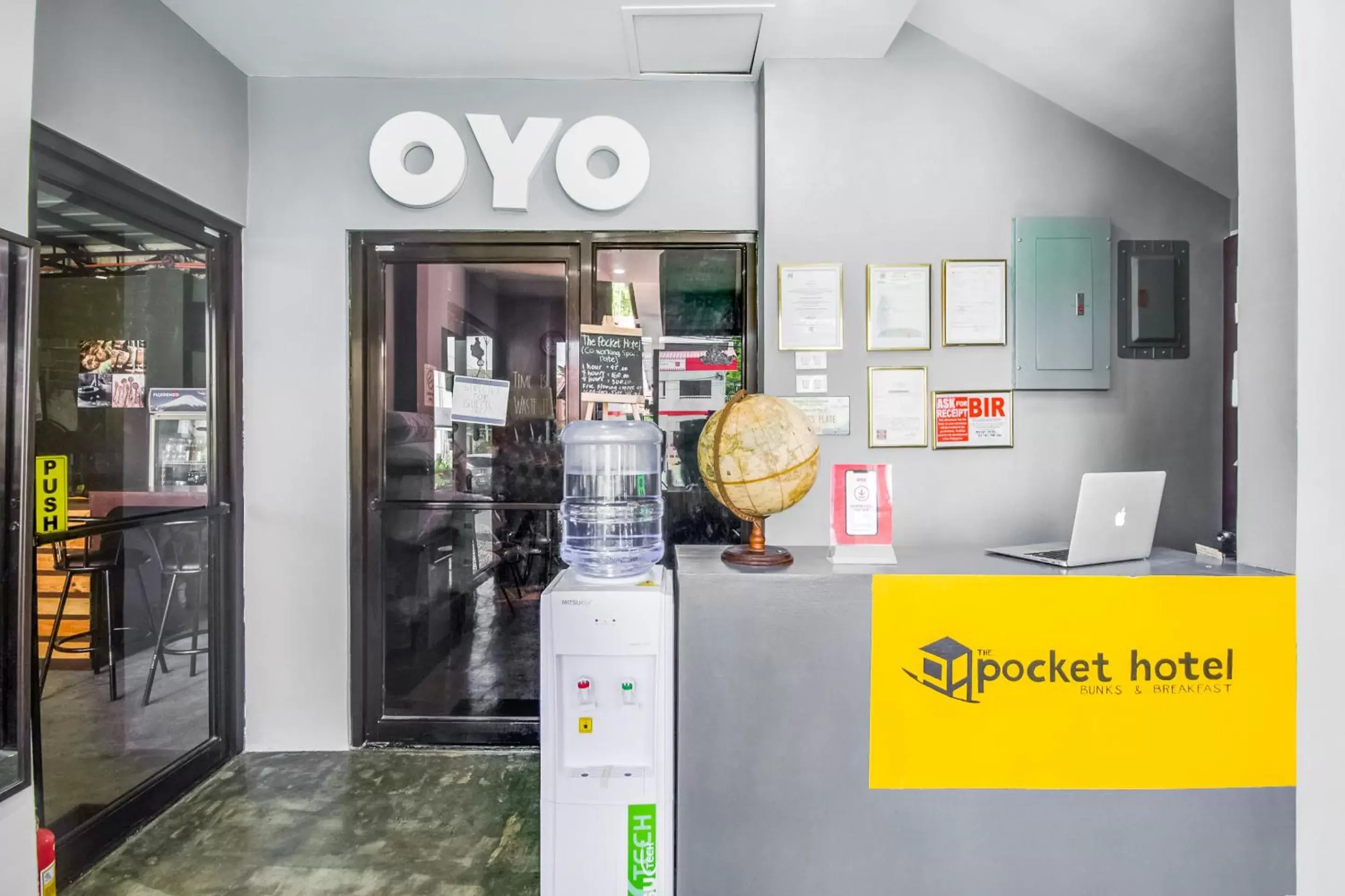 Lobby or reception in Super OYO 495 The Pocket Hotel