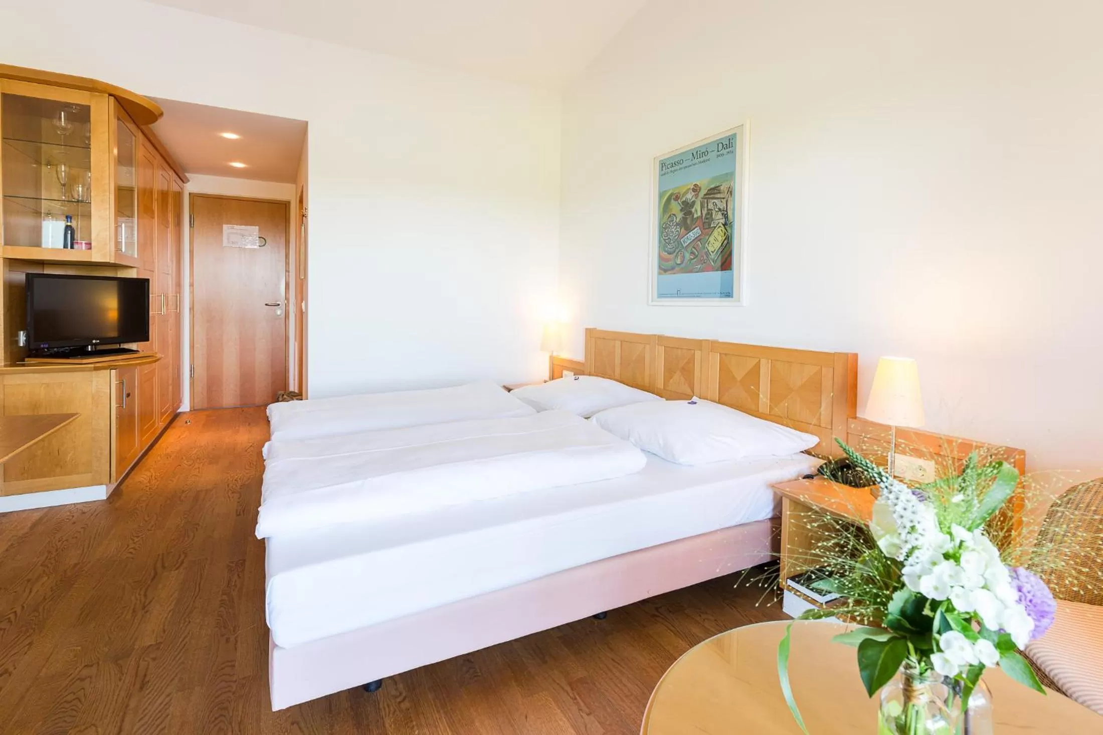 Bed in Golfhotel & Restaurant Lindenhof