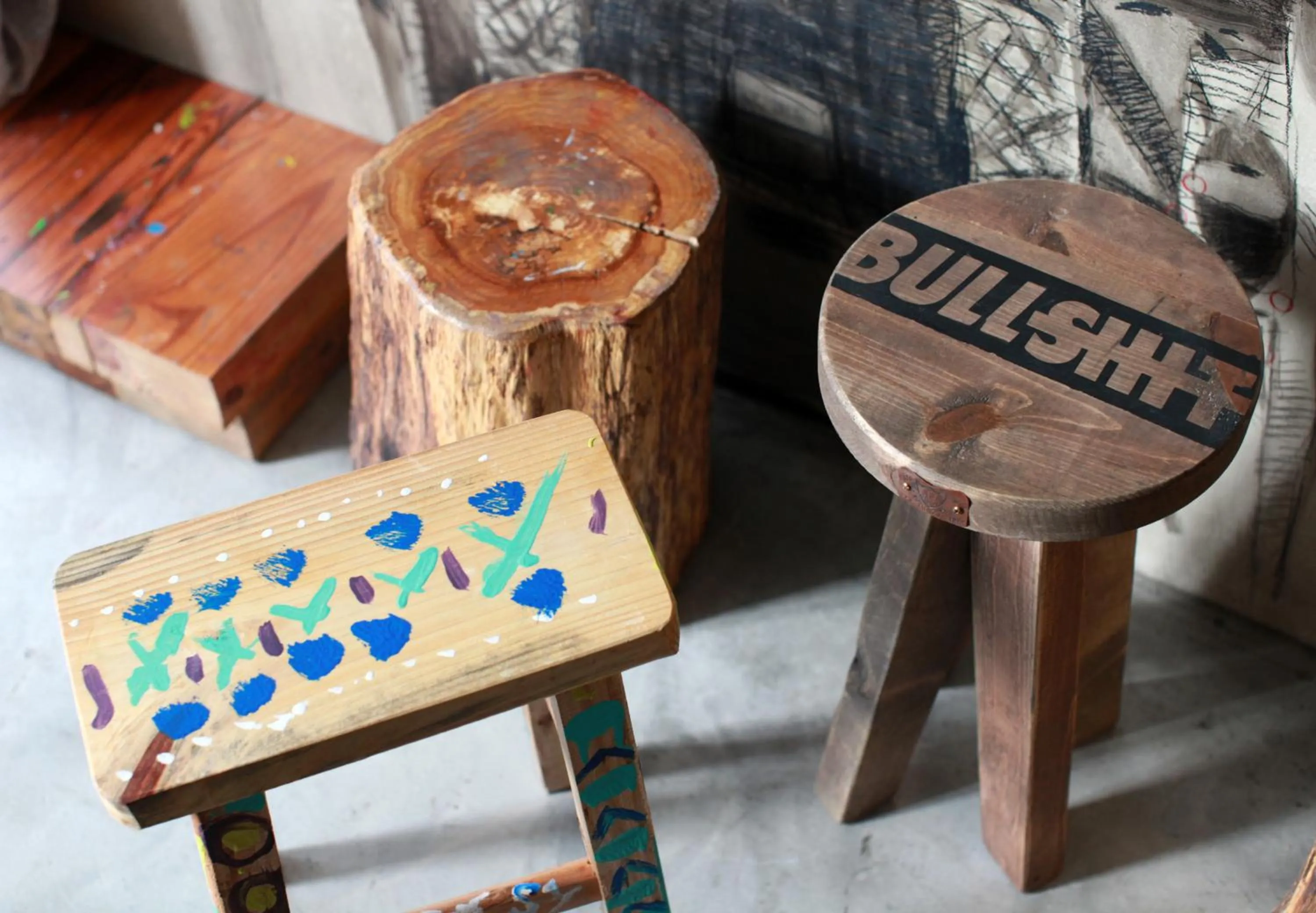 Communal lounge/ TV room in Hop Inn