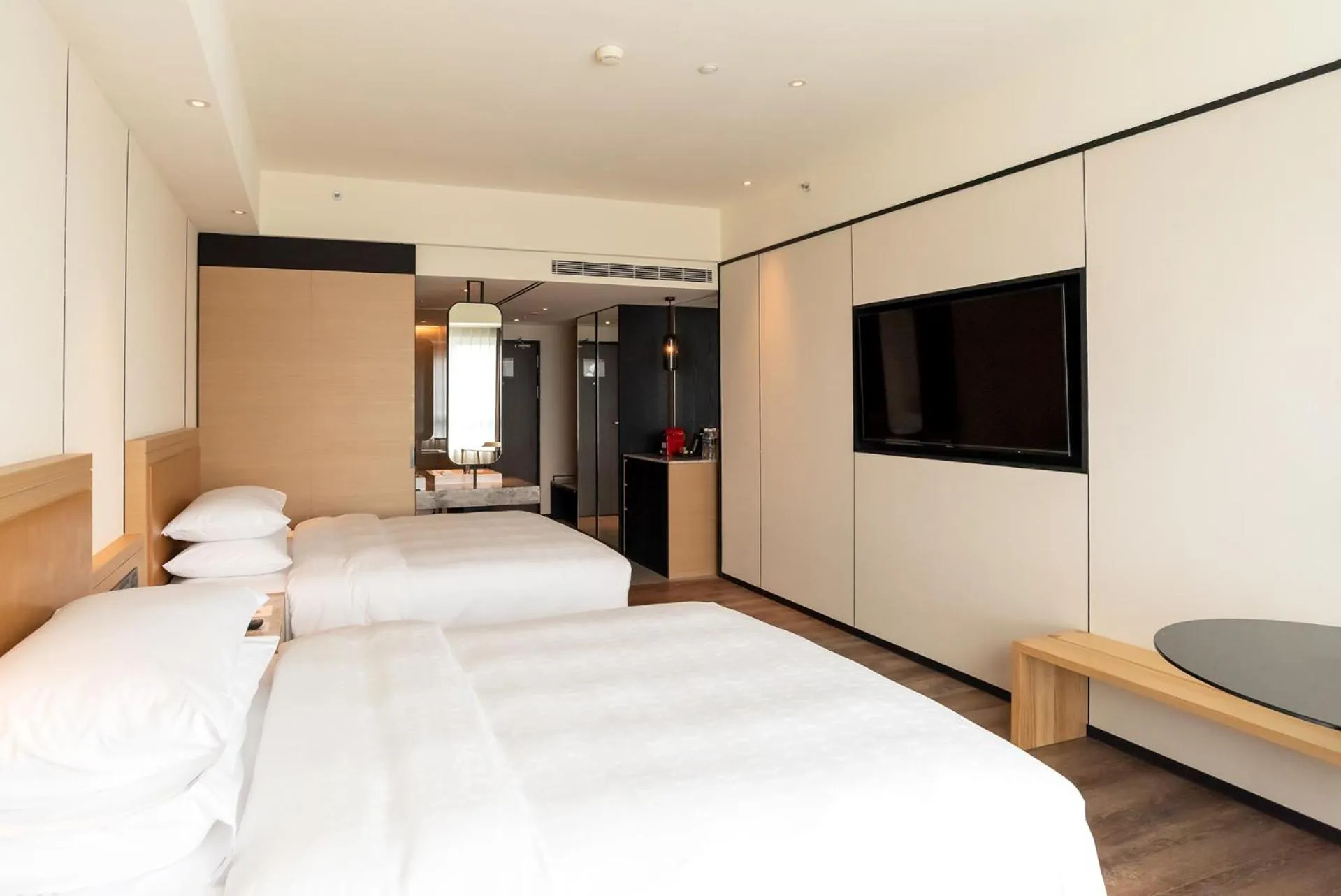 Bed in Sheraton Taoyuan Hotel