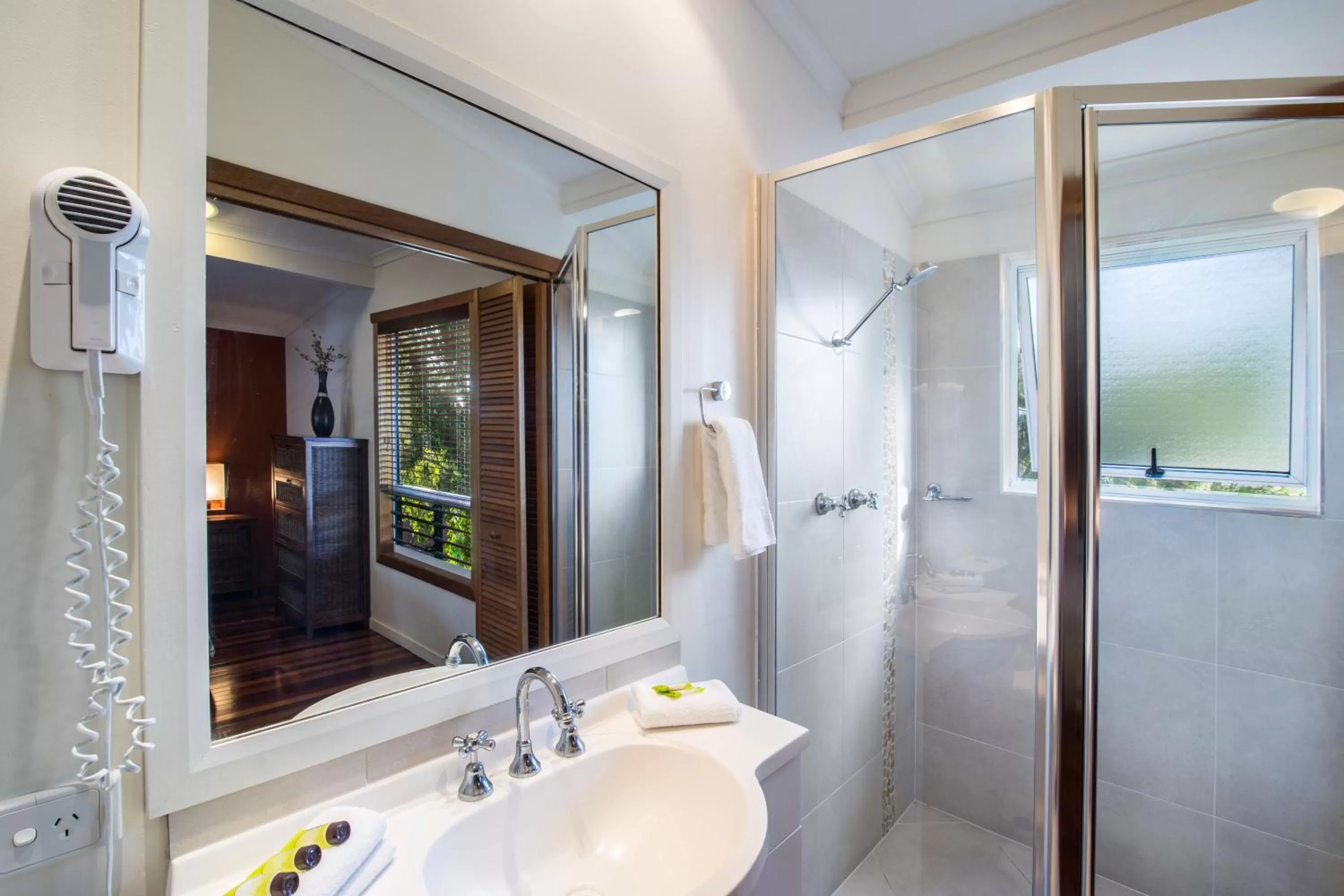 Shower in South Pacific Resort & Spa Noosa