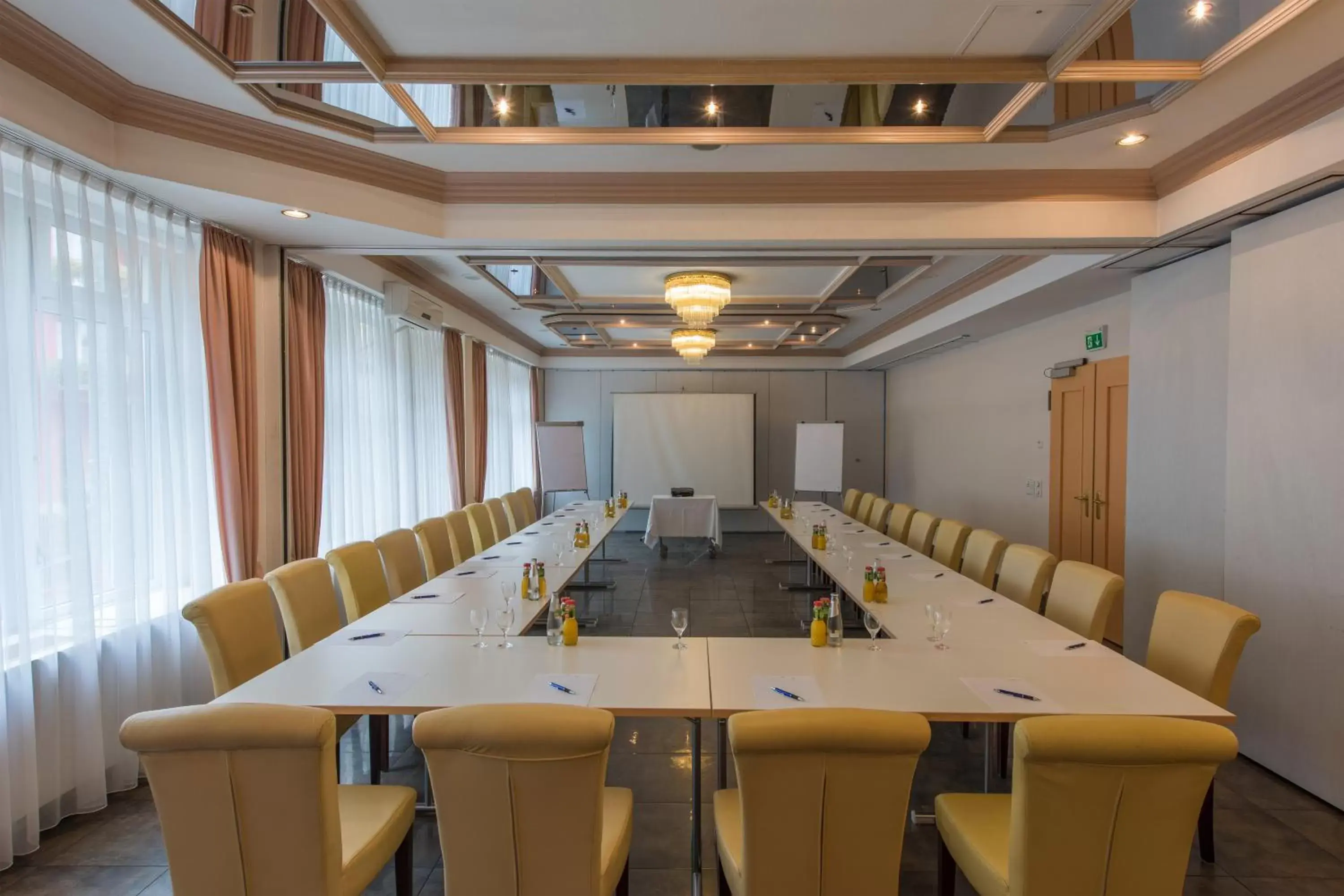 Business facilities in Parkhotel Frankfurt Airport