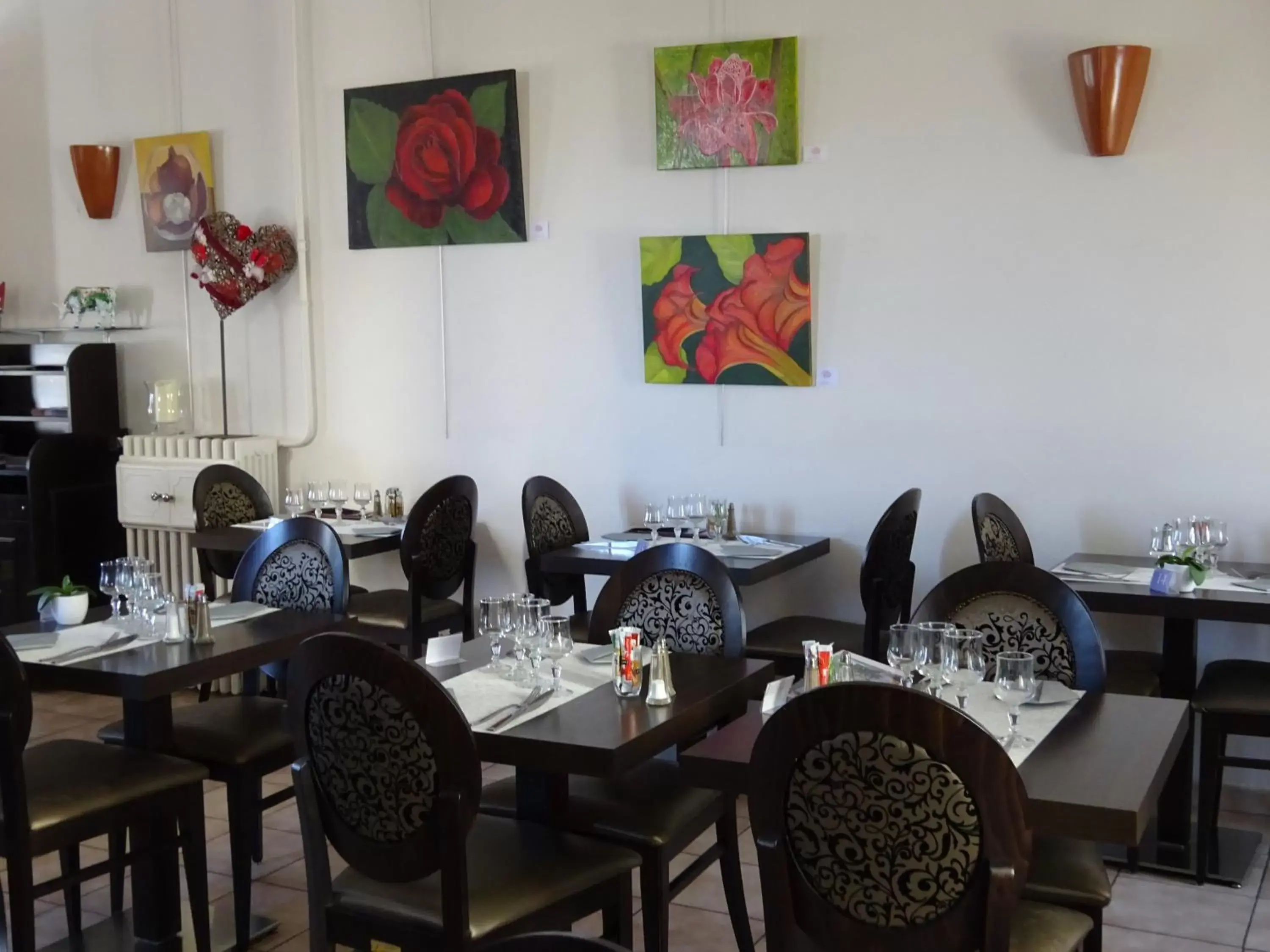 Restaurant/Places to Eat in Hotel Restaurant Le Castel Fleuri