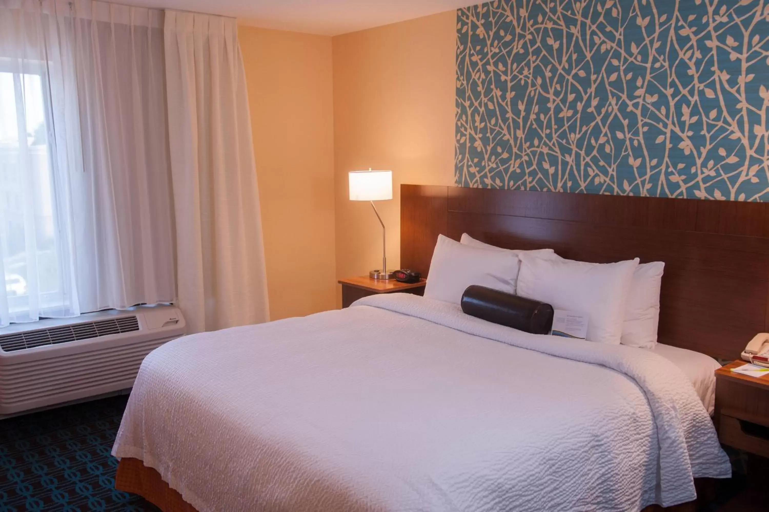 Photo of the whole room, Bed in Fairfield Inn & Suites by Marriott Montgomery Airport