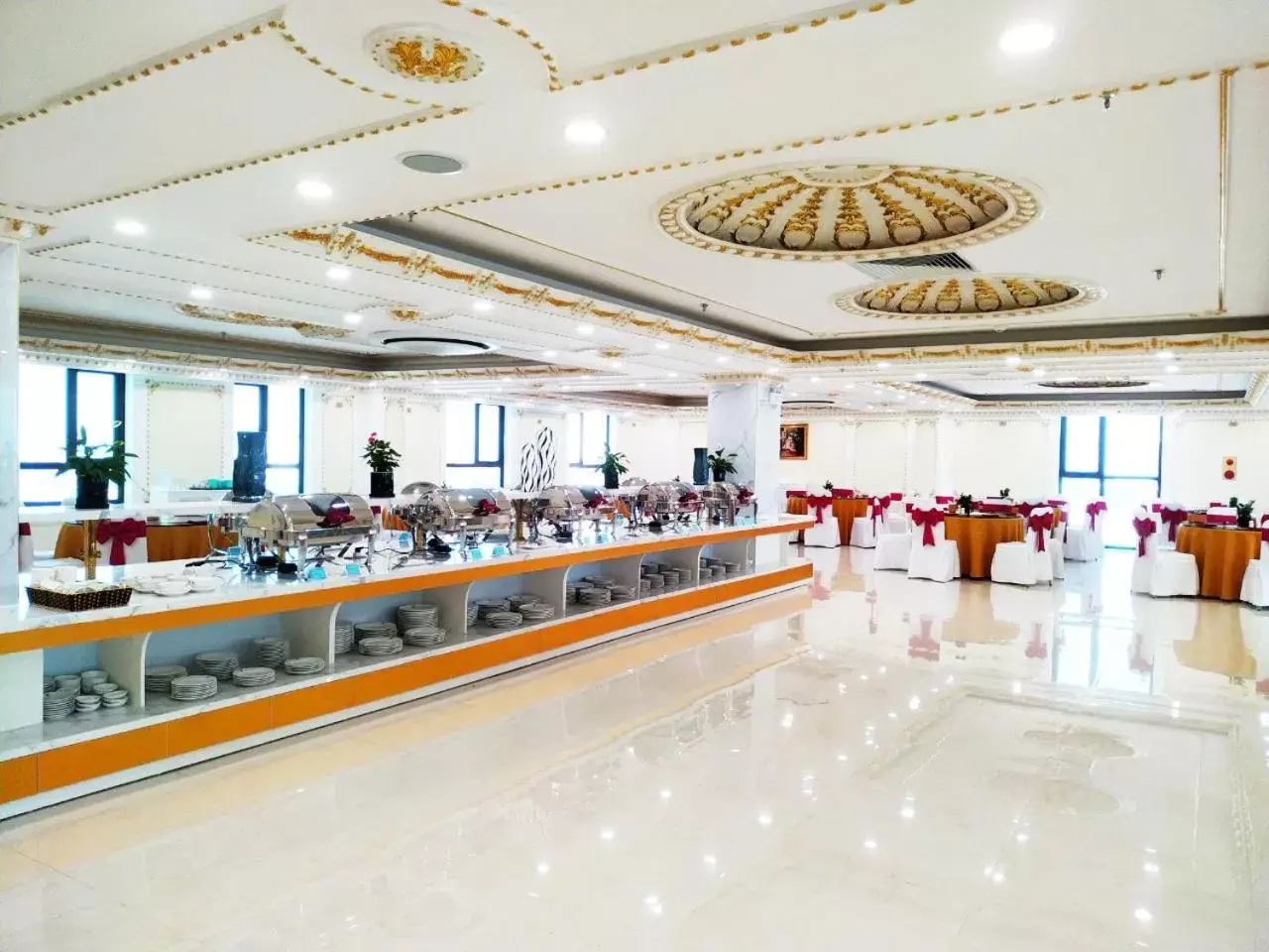 Restaurant/places to eat in Khách Sạn Phượng Hoàng 3 Restaurant/places to eat in Khách Sạn Phượng Hoàng 3