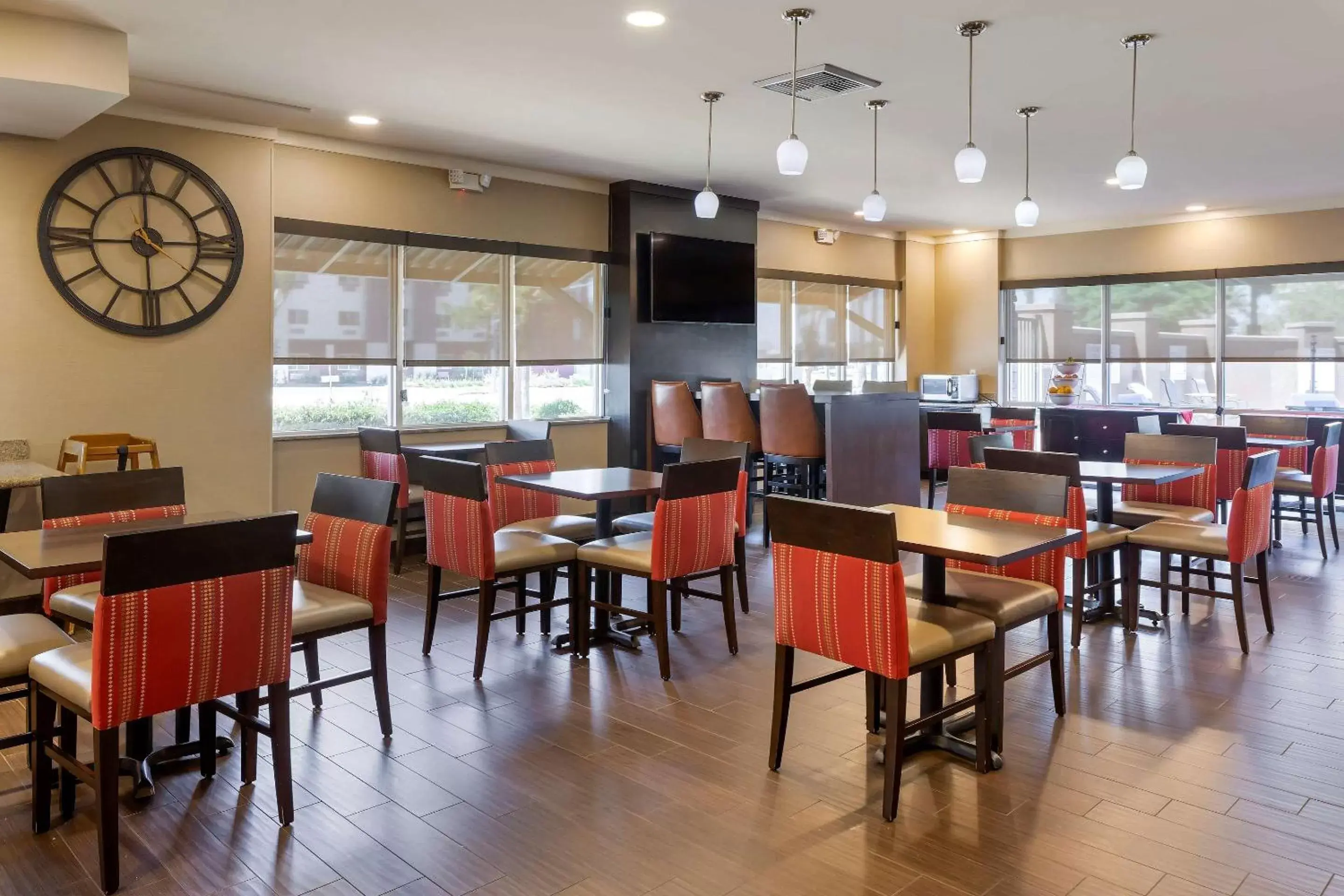 Breakfast, Restaurant/Places to Eat in Comfort Suites Ontario Airport Convention Center
