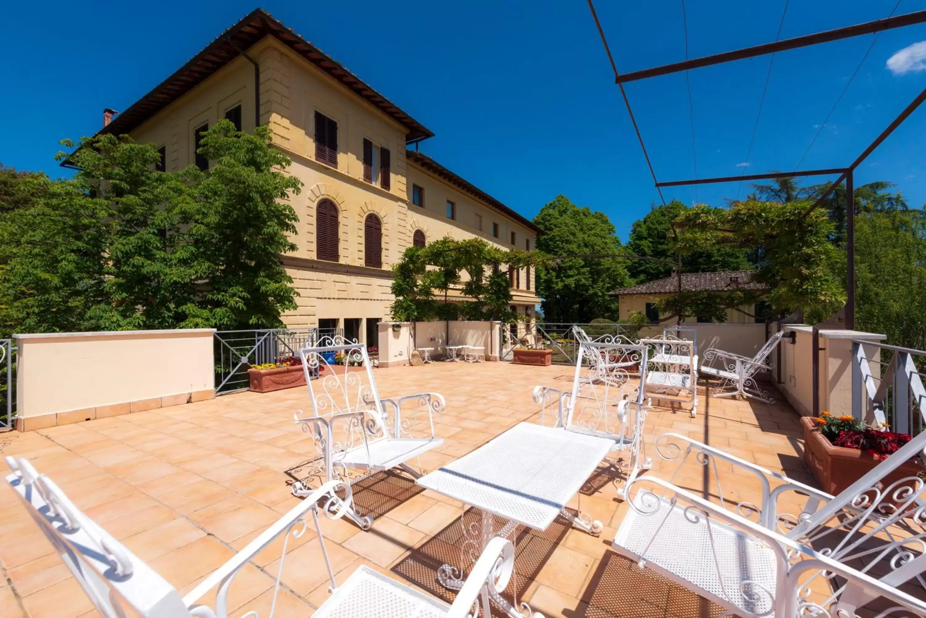 Balcony/Terrace in Villa Scacciapensieri Boutique Hotel