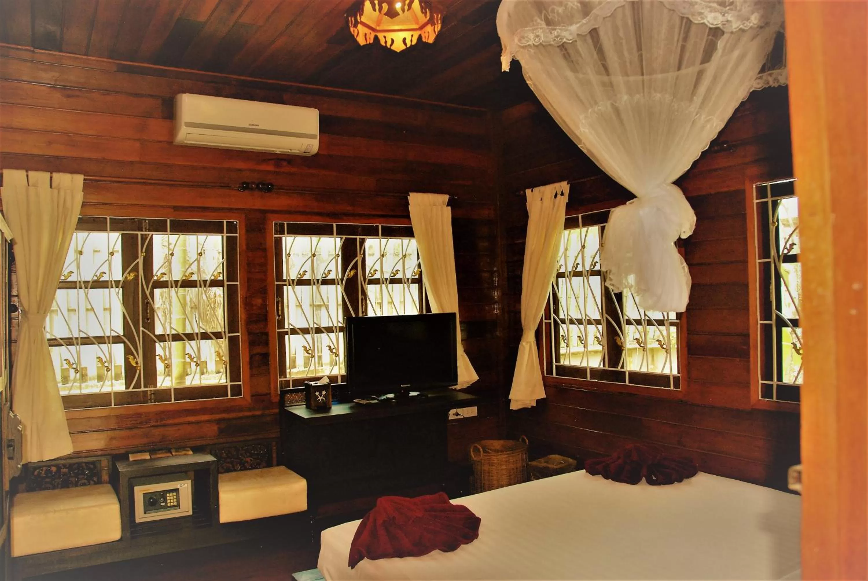 Bedroom, Bed in Cozy Garden Resort