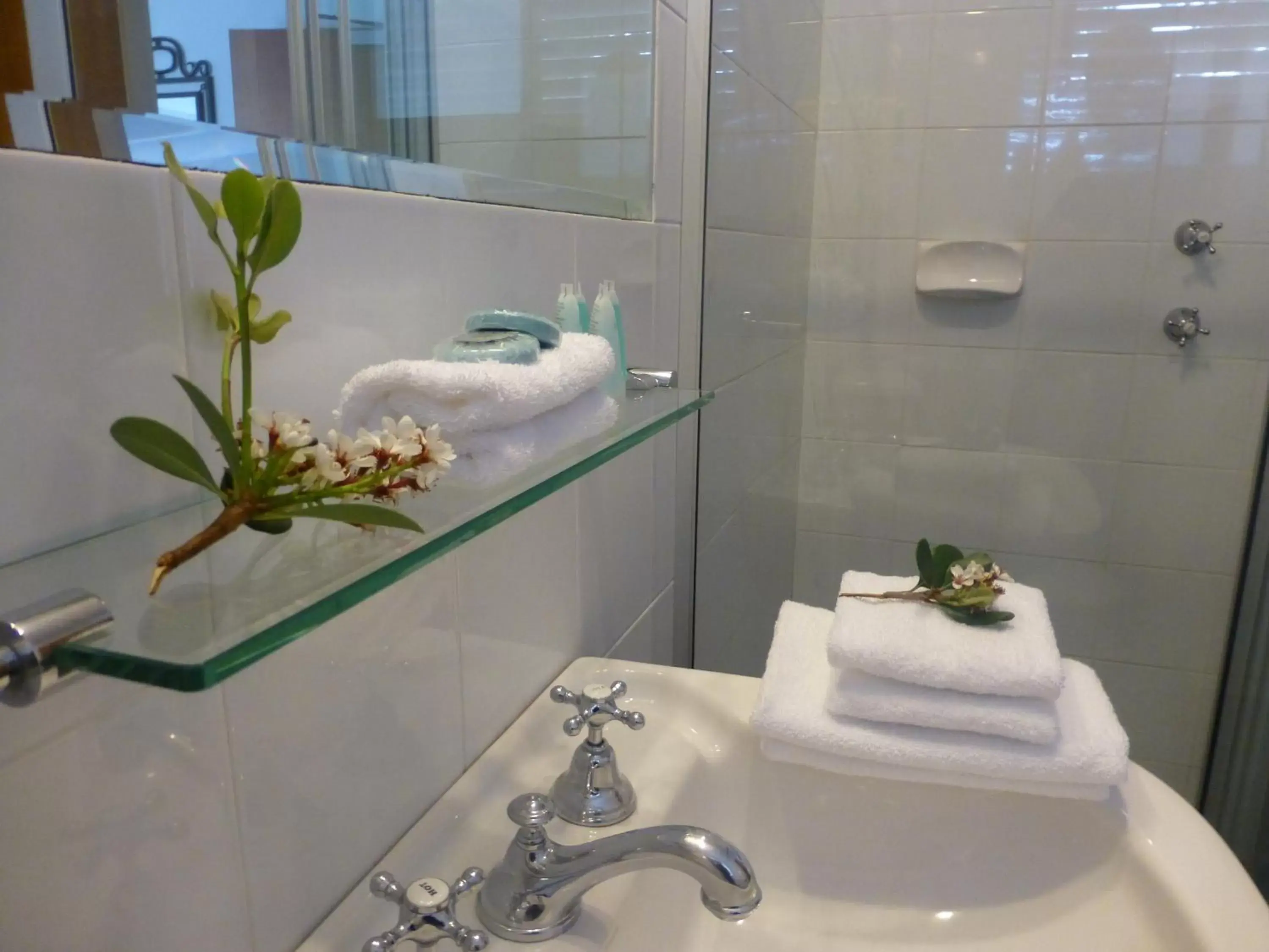 Bathroom in Park Ridge Retreat