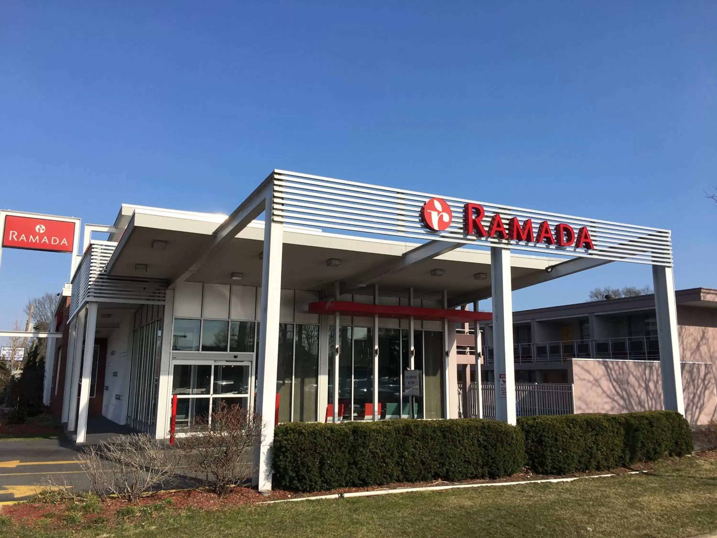 Property Building in Ramada by Wyndham Rockville Centre