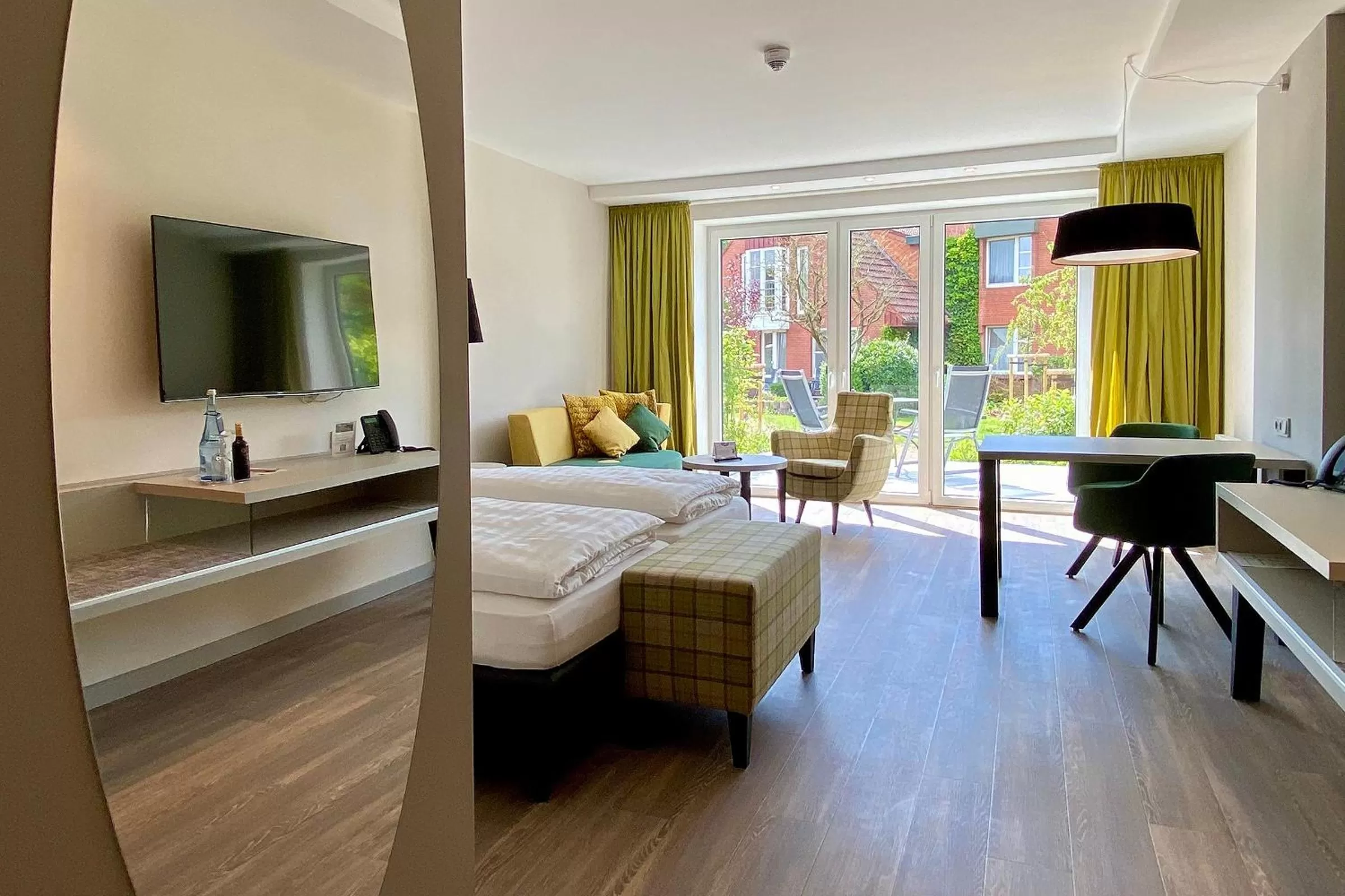 Photo of the whole room, Bed in Köhlers Forsthaus Wellness & Genuss Hotel