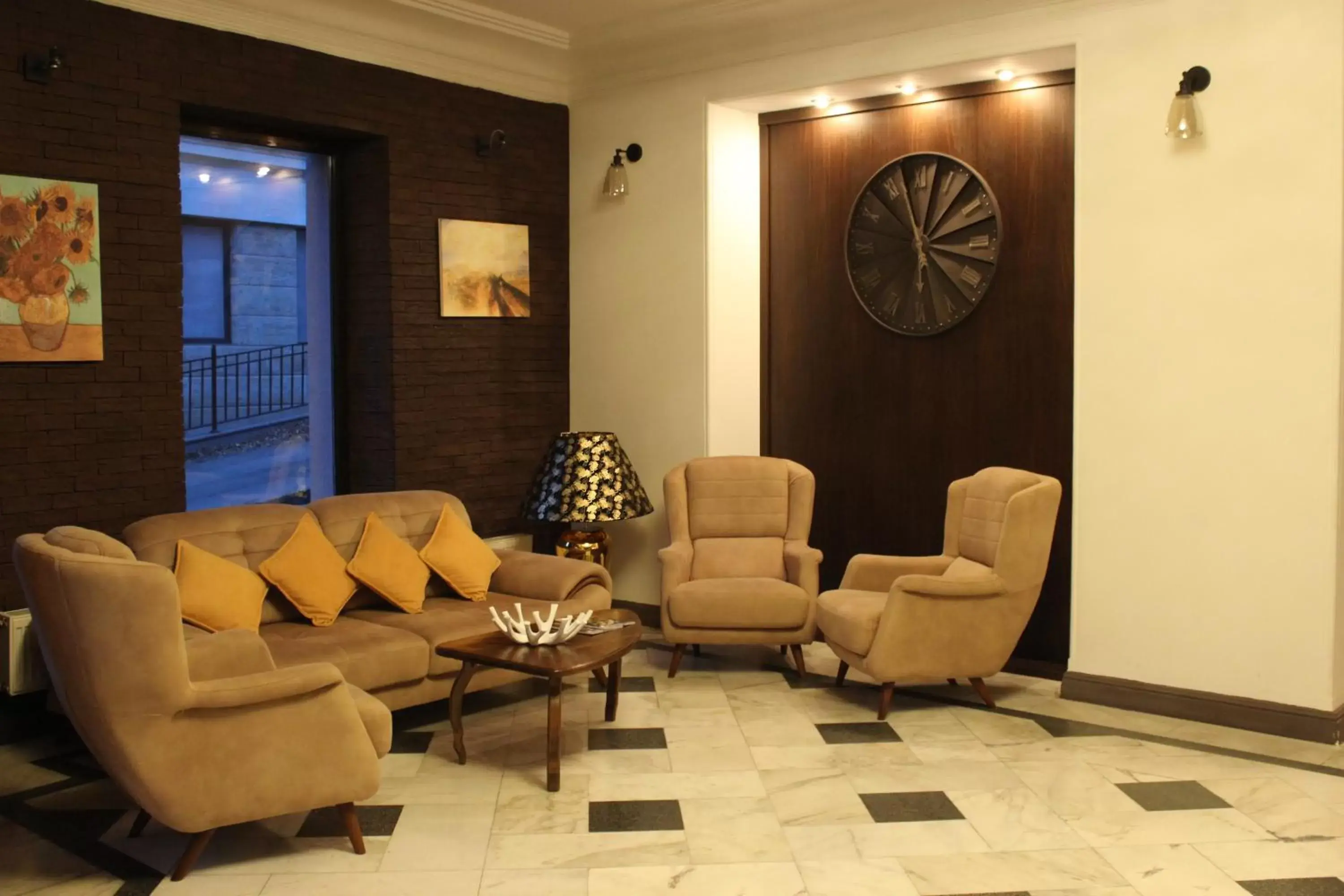 Lobby or reception in Hotel Diplomat Lobby or reception in Hotel Diplomat