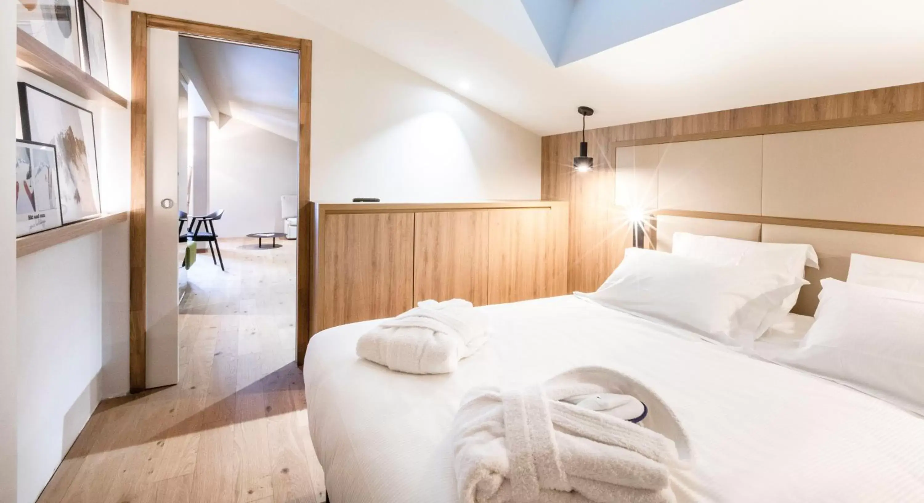 Bedroom, Bed in Novotel Megève Mont-Blanc