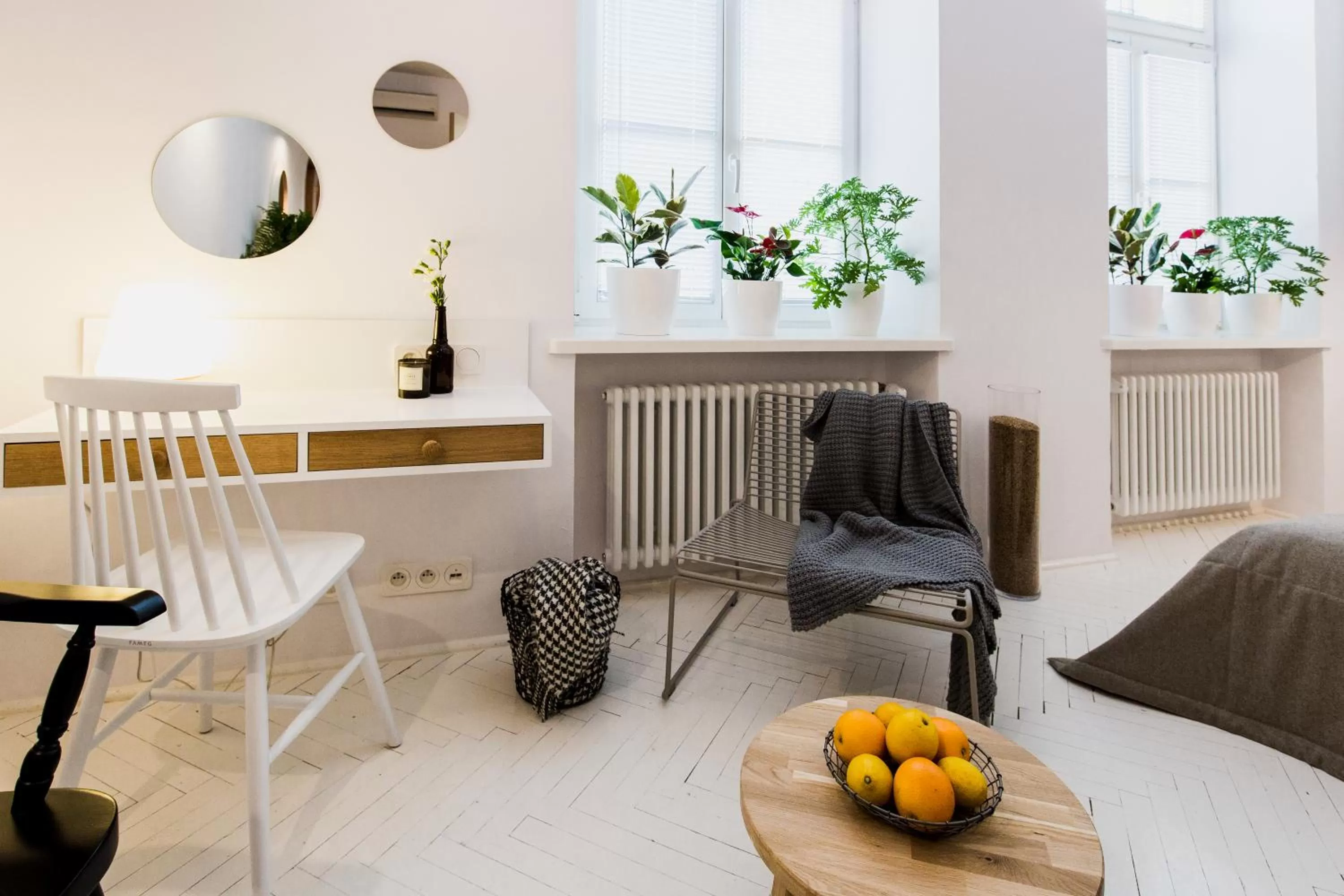 TV and multimedia, Seating Area in Apartamenty Browar Perła - Perła Brewery Apartments