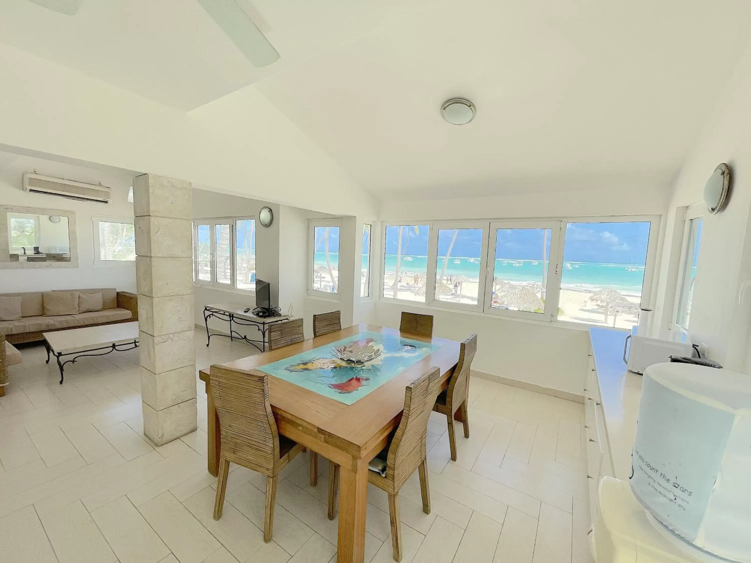 Natural landscape, Dining Area in HOTEL Beach VILLAS Los Corales WIFI & BBQ BEACH CLUB