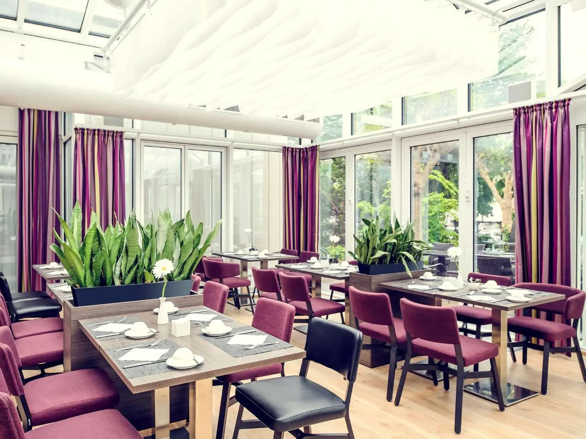 Restaurant/Places to Eat in Mercure Hotel Dortmund Centrum