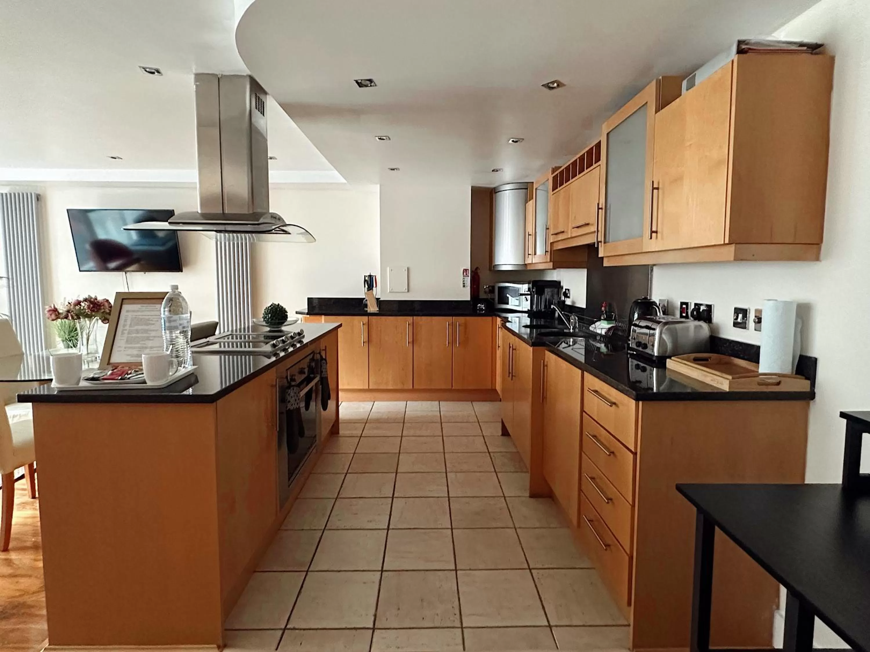 Coffee/tea facilities in Canary Wharf - Luxury Apartments