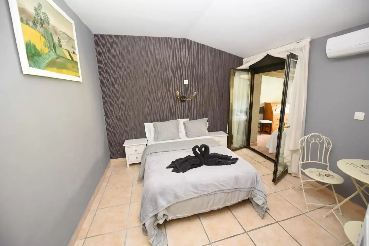 Quadruple Room in Hotel Rural el Castillo Quadruple Room in Hotel Rural el Castillo