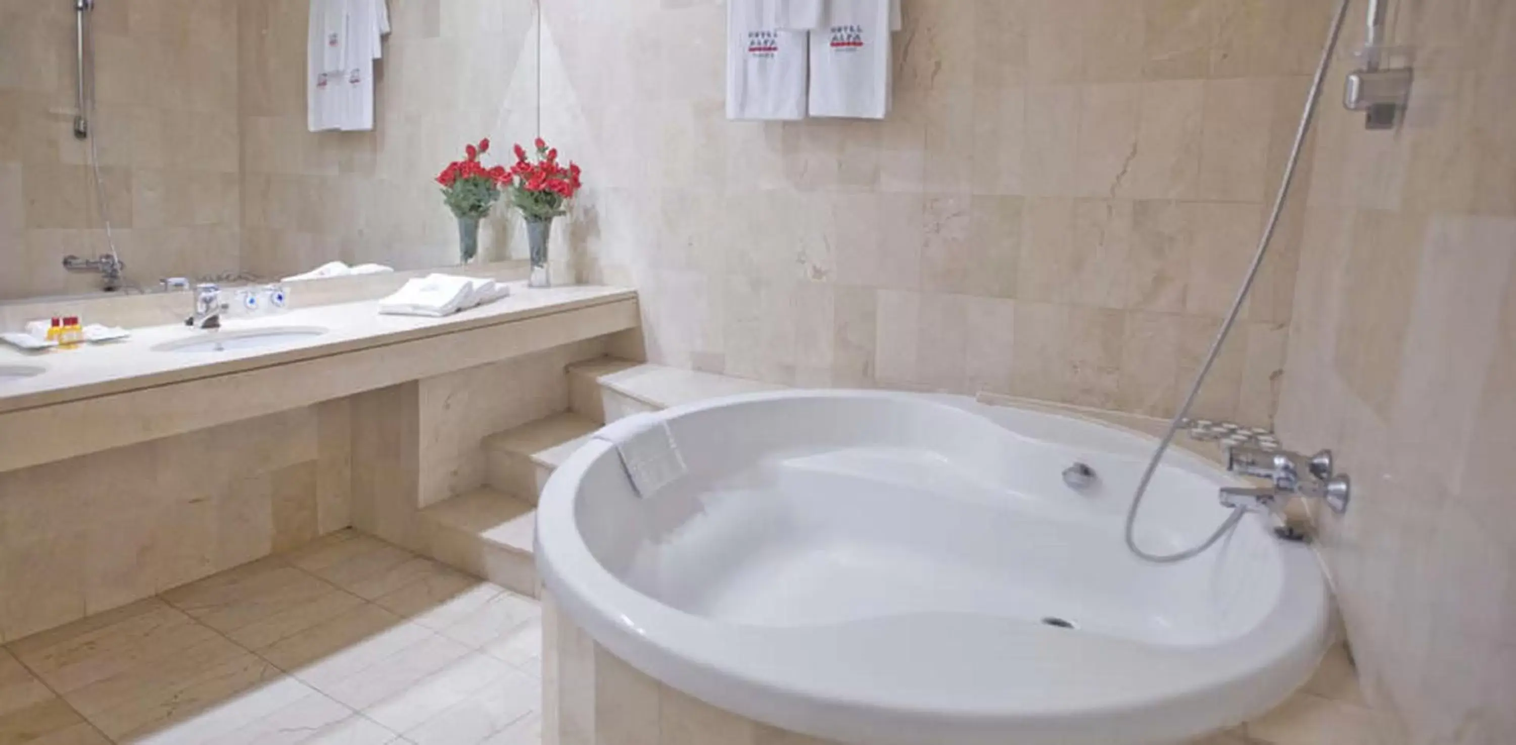 Bathroom in Hotel Air Penedès