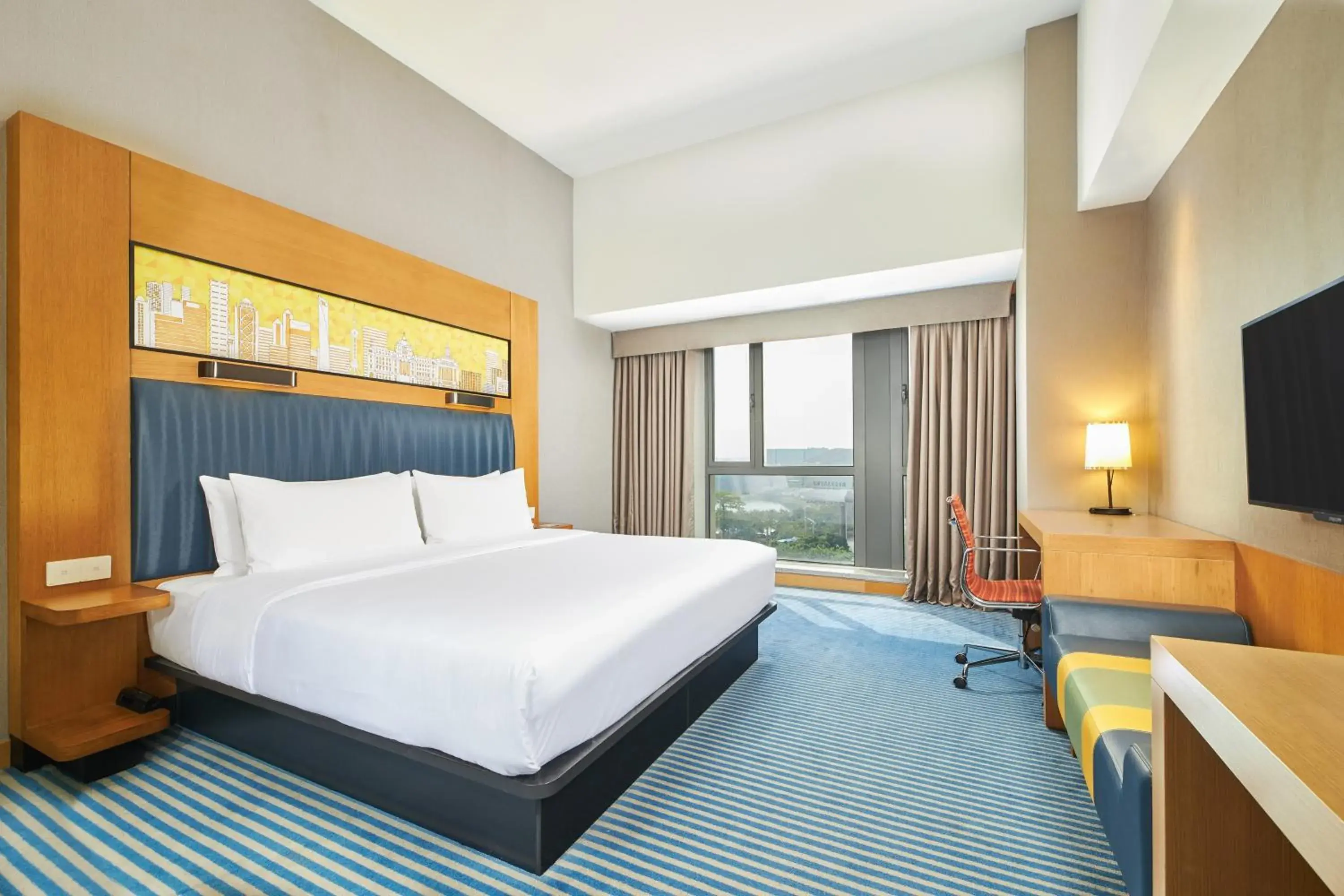 Photo of the whole room, Bed in Aloft Dongguan Songshan Lake