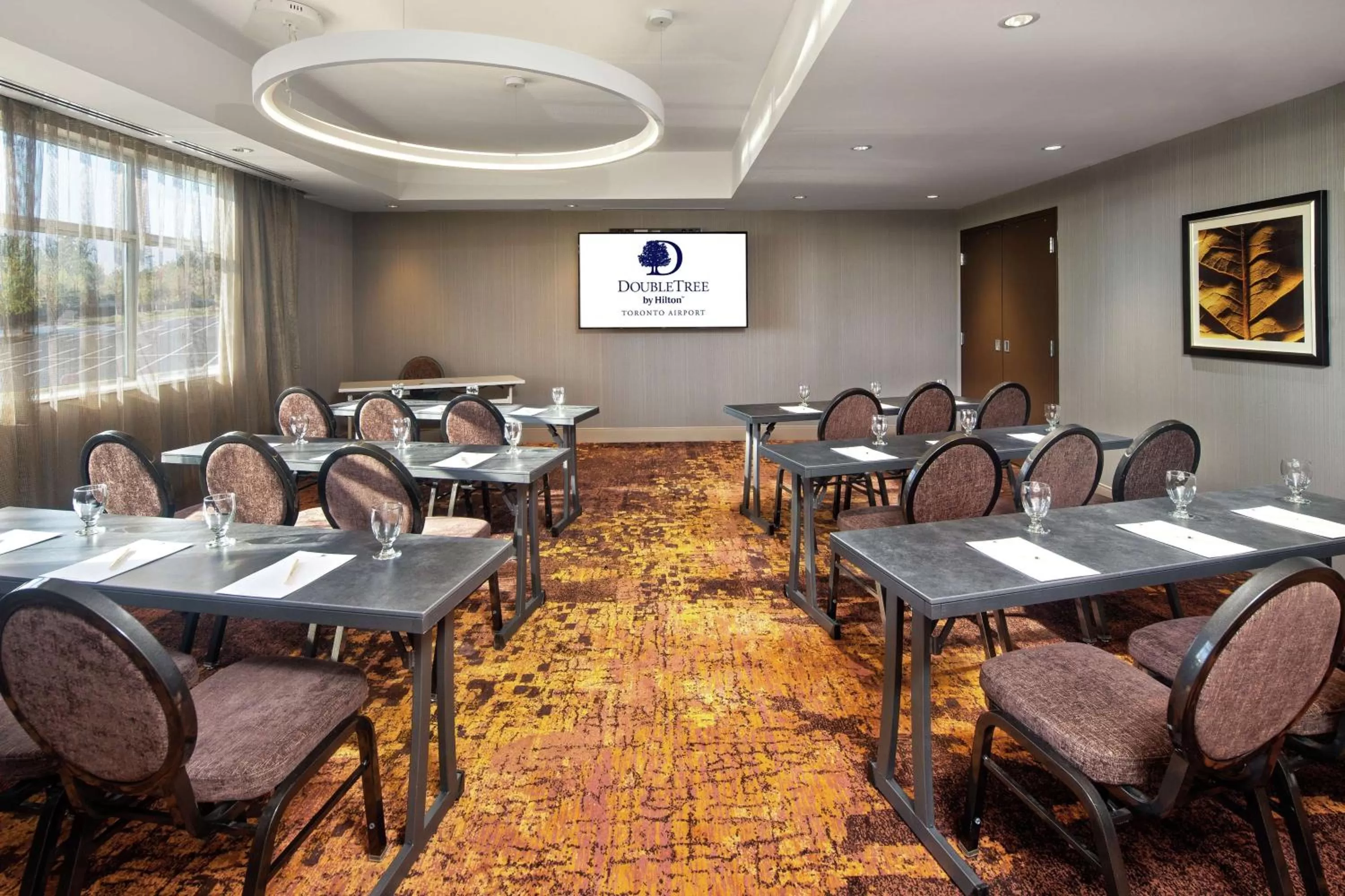 Meeting/conference room in Doubletree by Hilton Toronto Airport, ON
