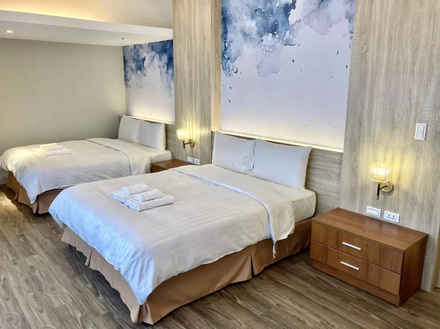 Family Room with Shower in Sky19 Hotel