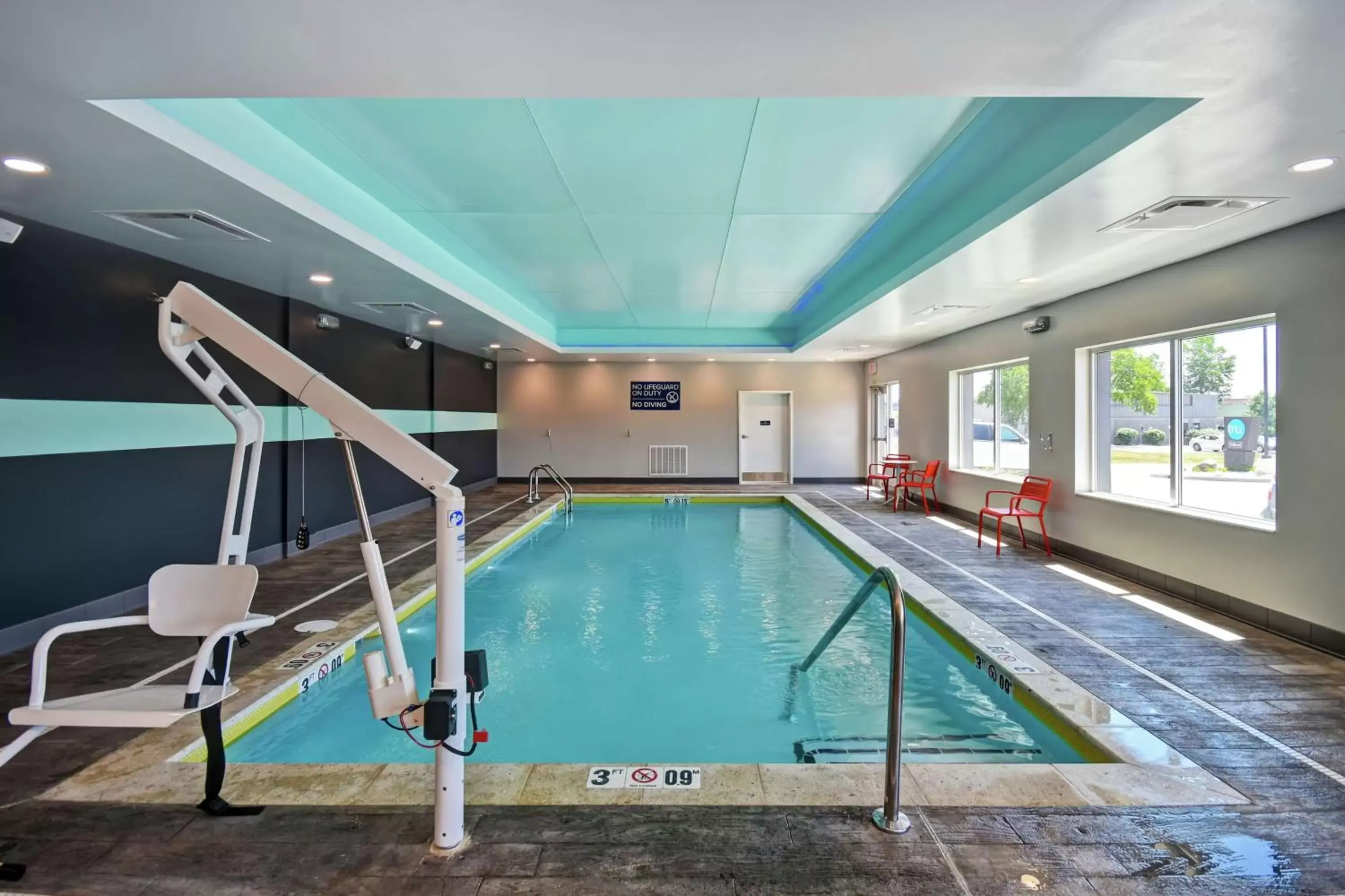 Pool view in Tru By Hilton Fort Wayne Pool view in Tru By Hilton Fort Wayne