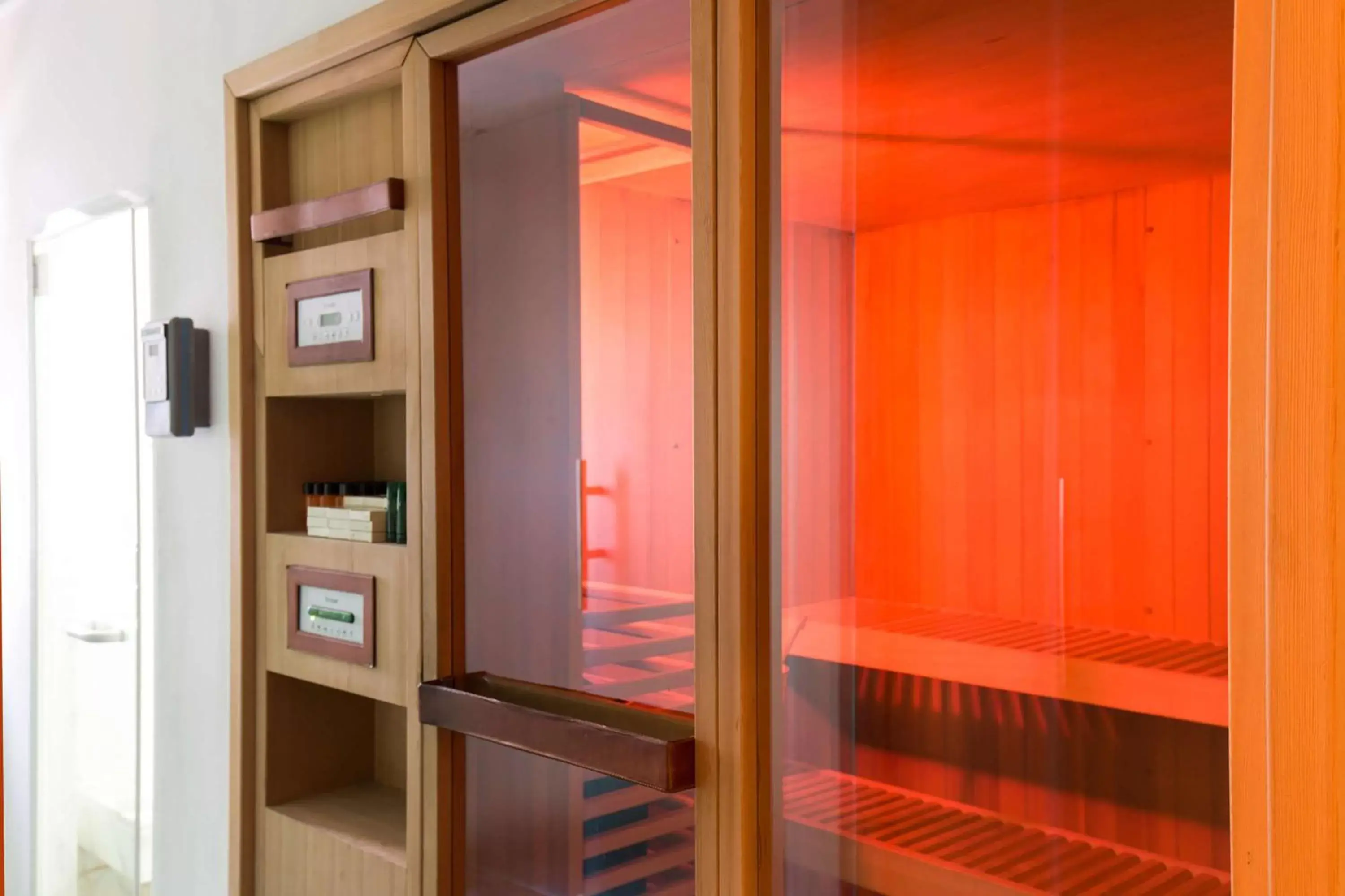 Spa and wellness centre/facilities in Hilton Garden Inn Rome Claridge Spa and wellness centre/facilities in Hilton Garden Inn Rome Claridge