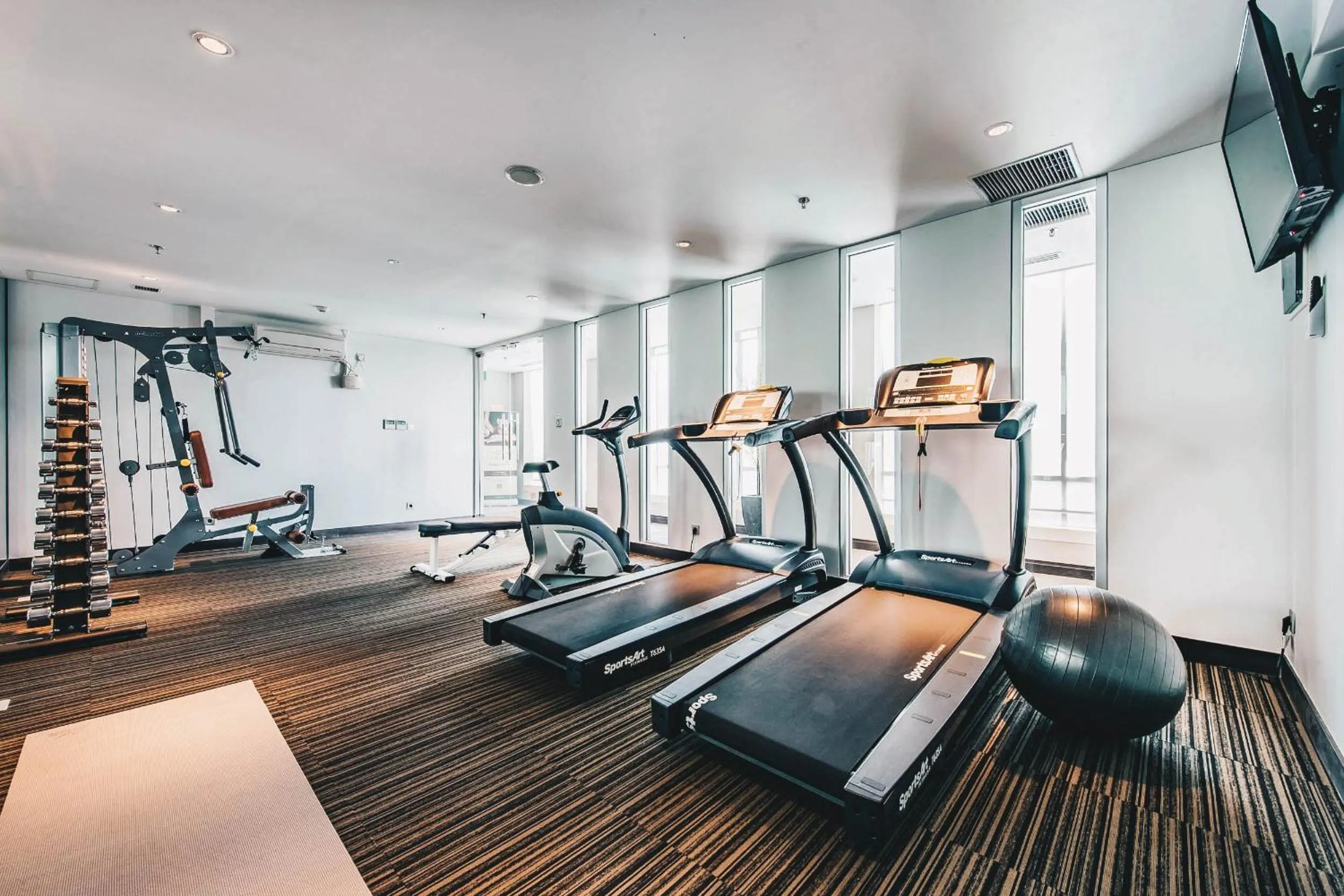 Fitness centre/facilities in Enso Hotel