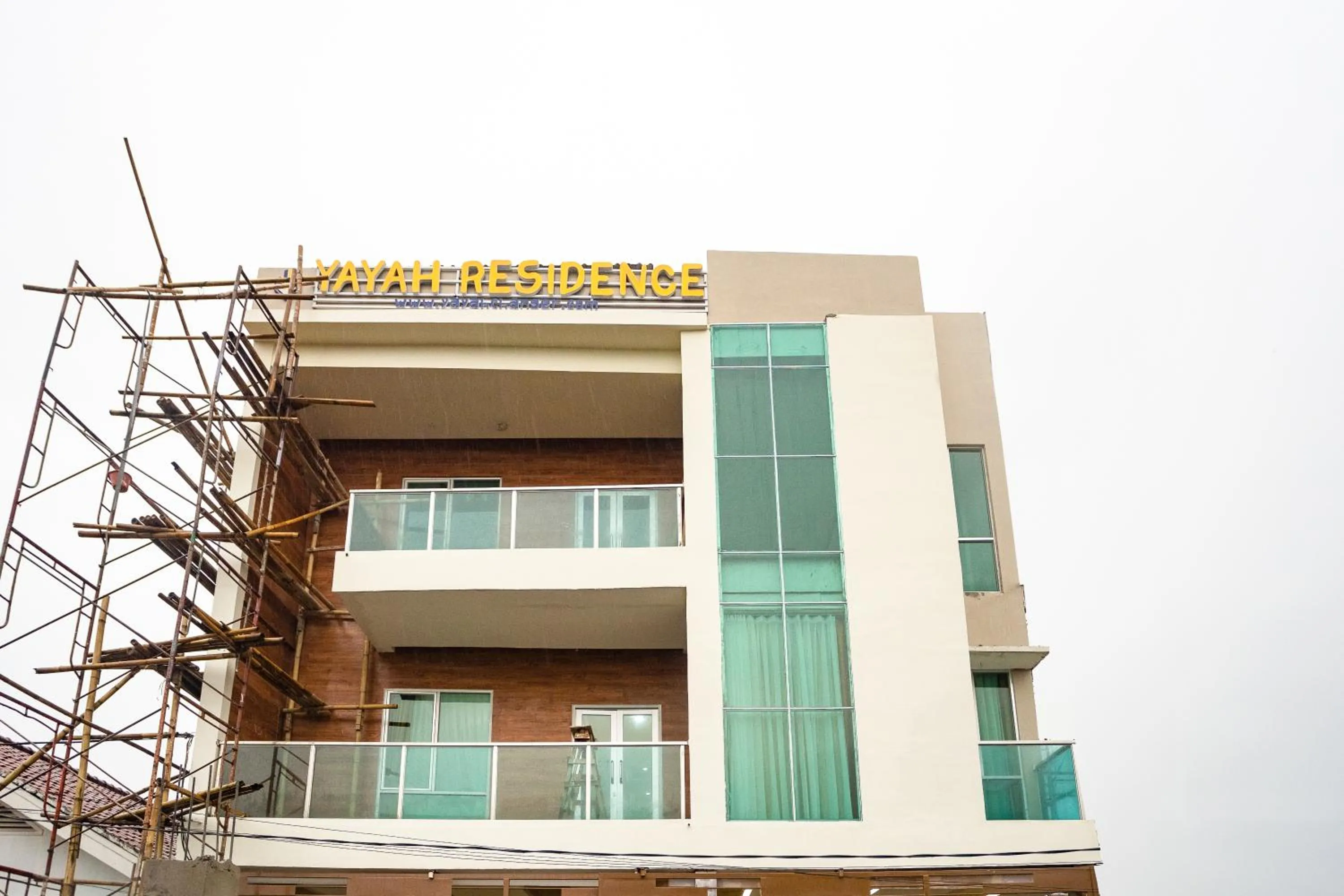 Property building in RedDoorz near IPB Dramaga Bogor