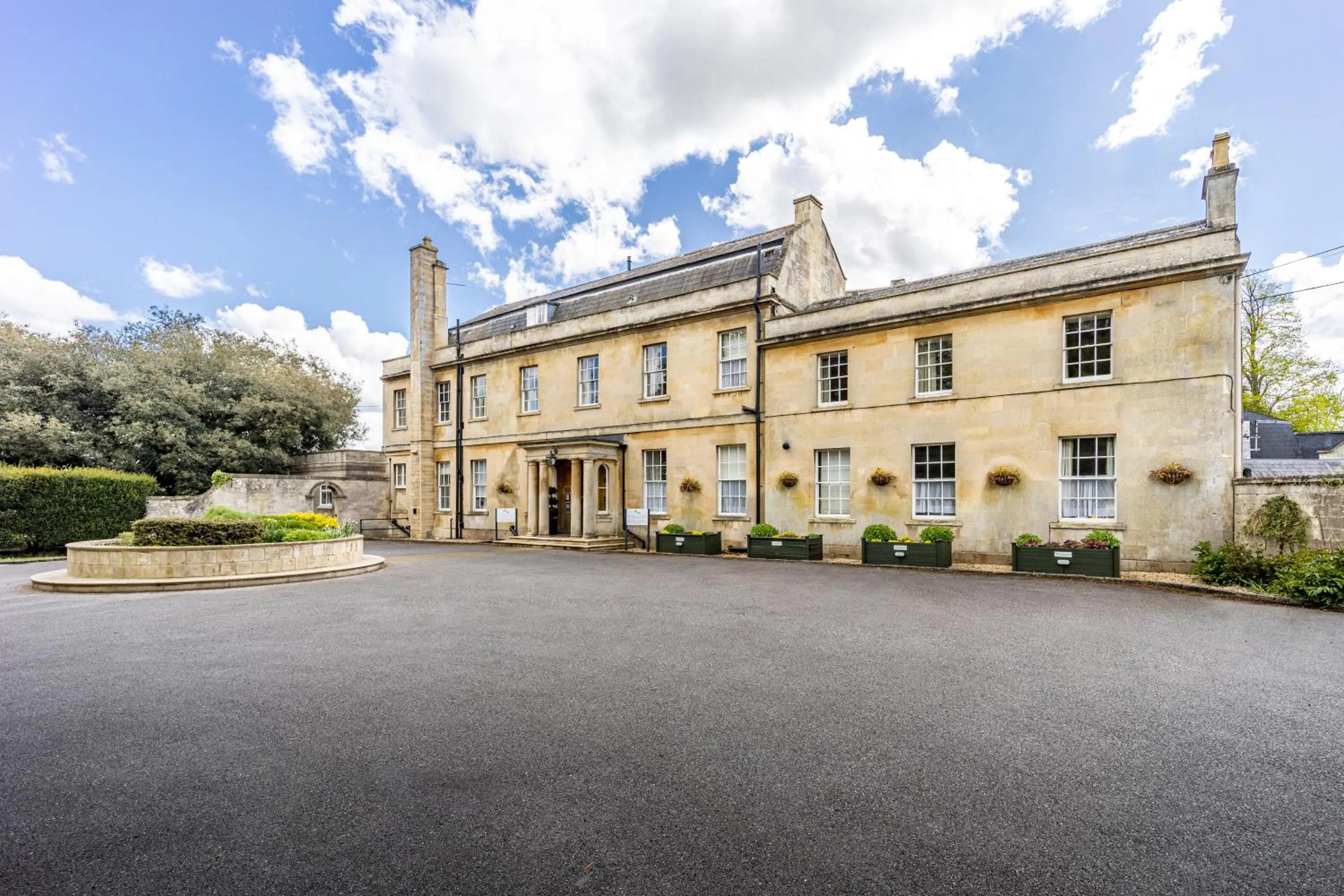 Property building in Leigh Park Country House Hotel & Vineyard, BW Signature Collection