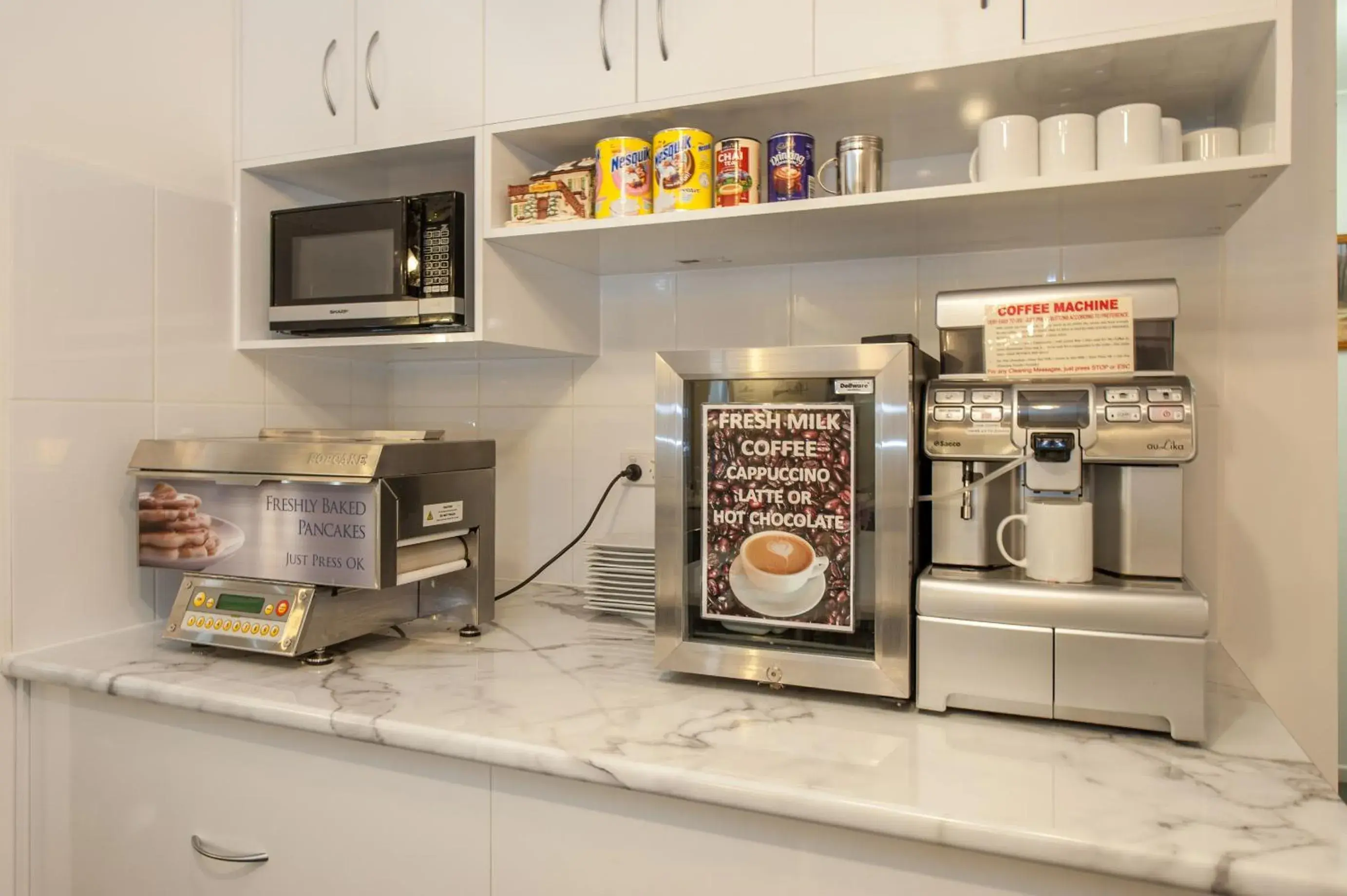 Restaurant/places to eat in Allan Cunningham Motel Restaurant/places to eat in Allan Cunningham Motel