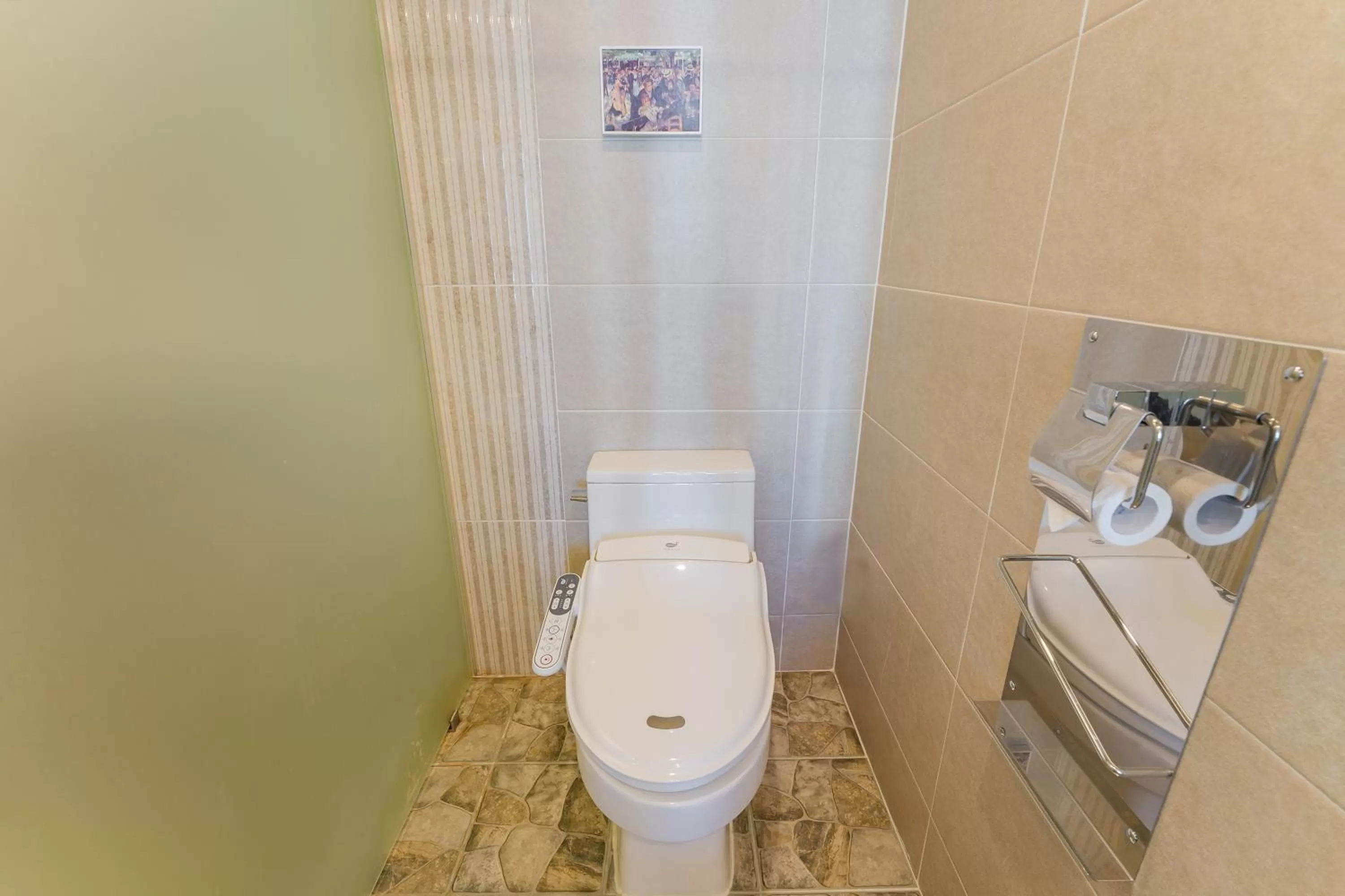 Toilet in Central Park Hotel Busan