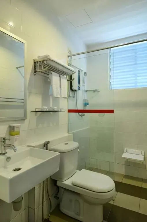 Bathroom in One-Stop Residence & Hotel