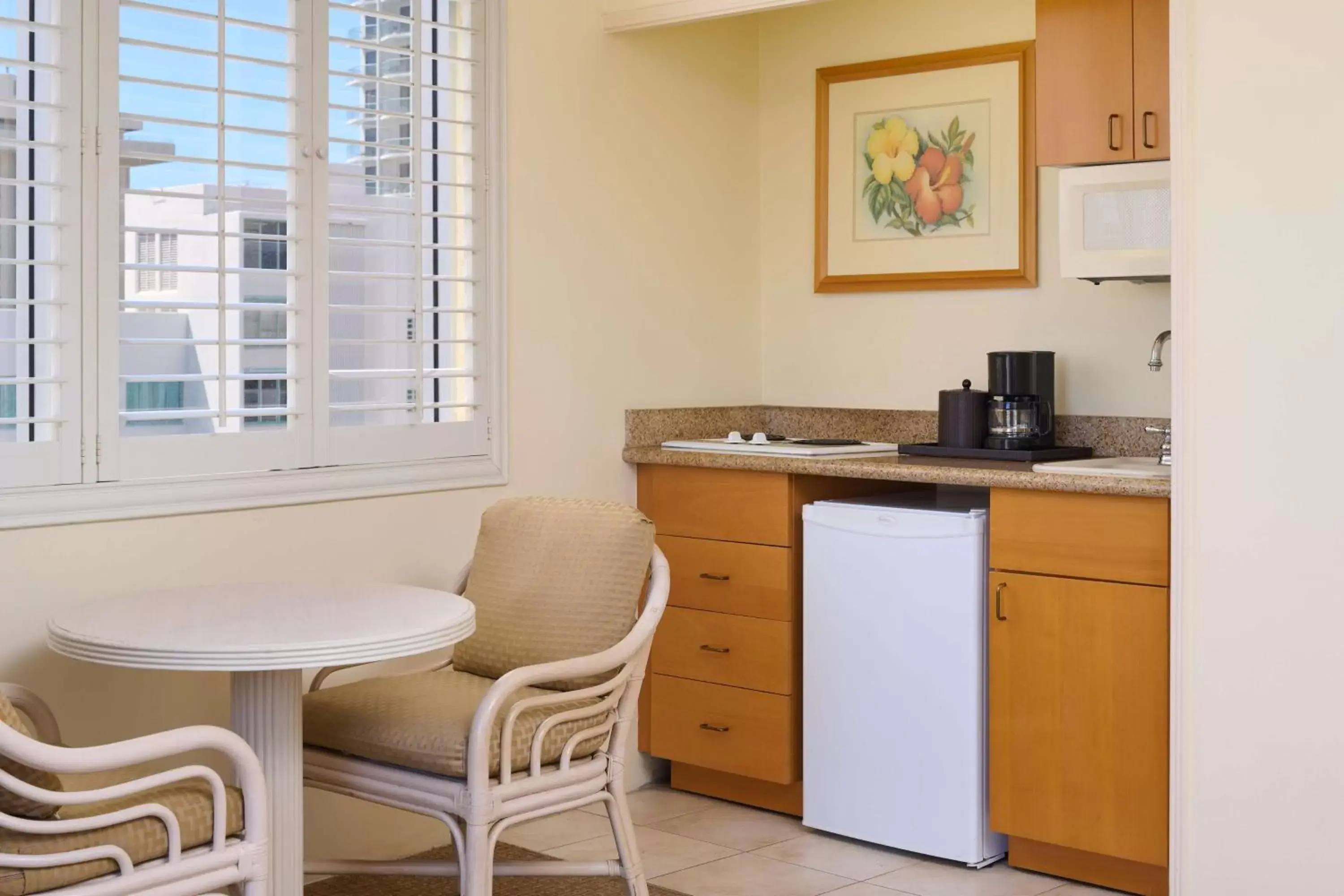 Kitchen or kitchenette, Kitchen/Kitchenette in OHANA Waikiki East by OUTRIGGER