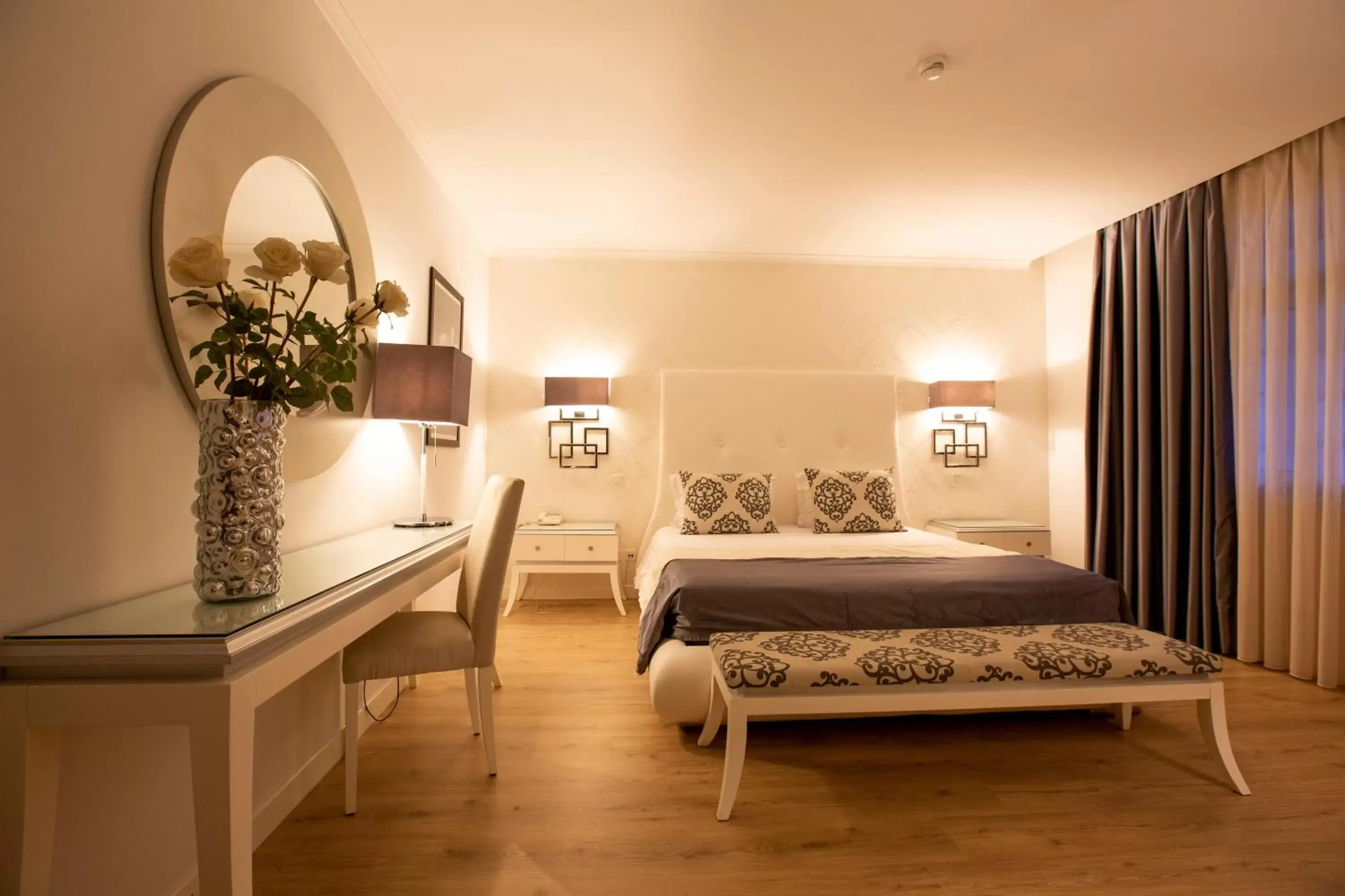 Bedroom in Veneza Hotel