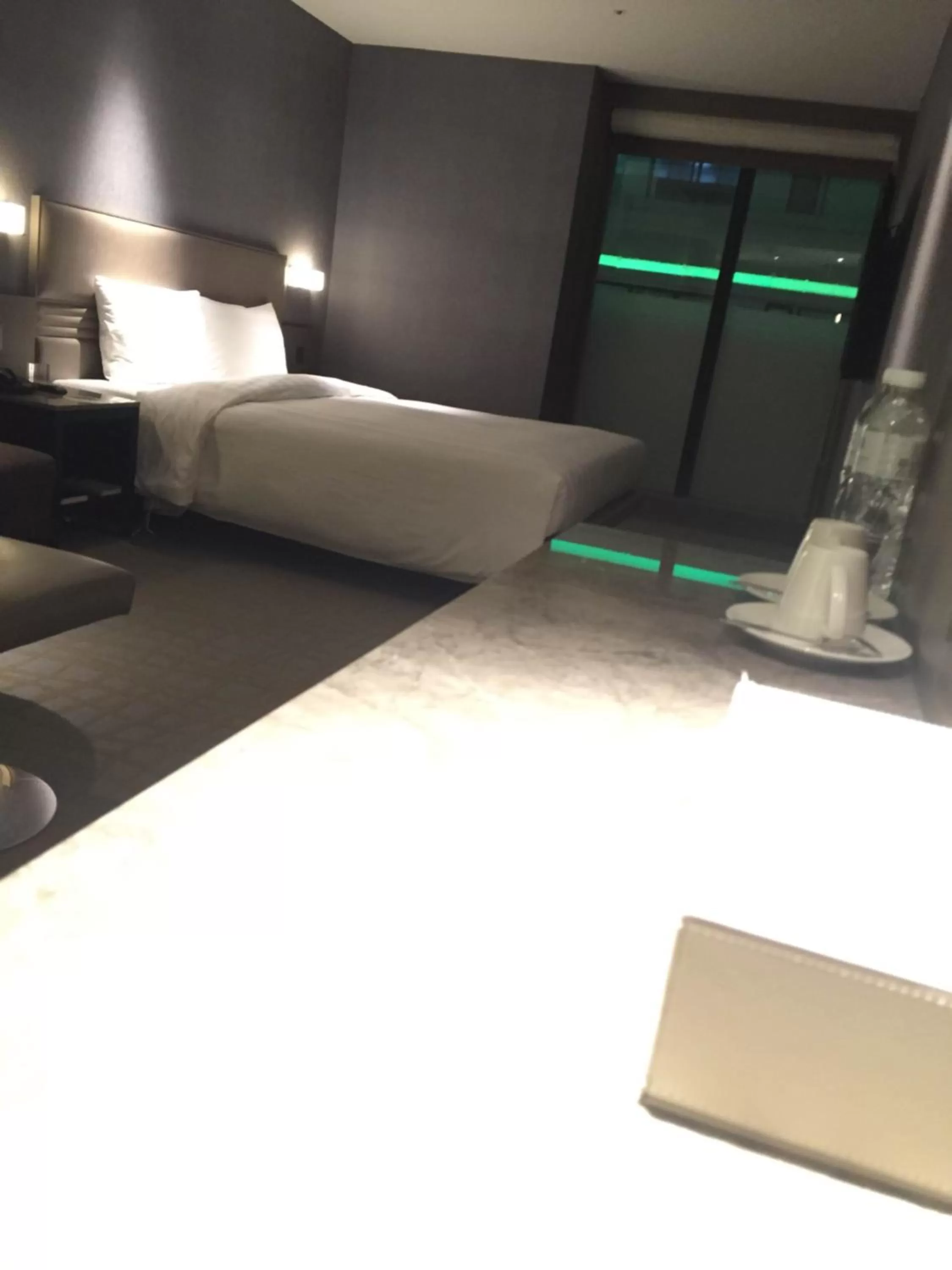 Bed in Hotel Midtown Richardson