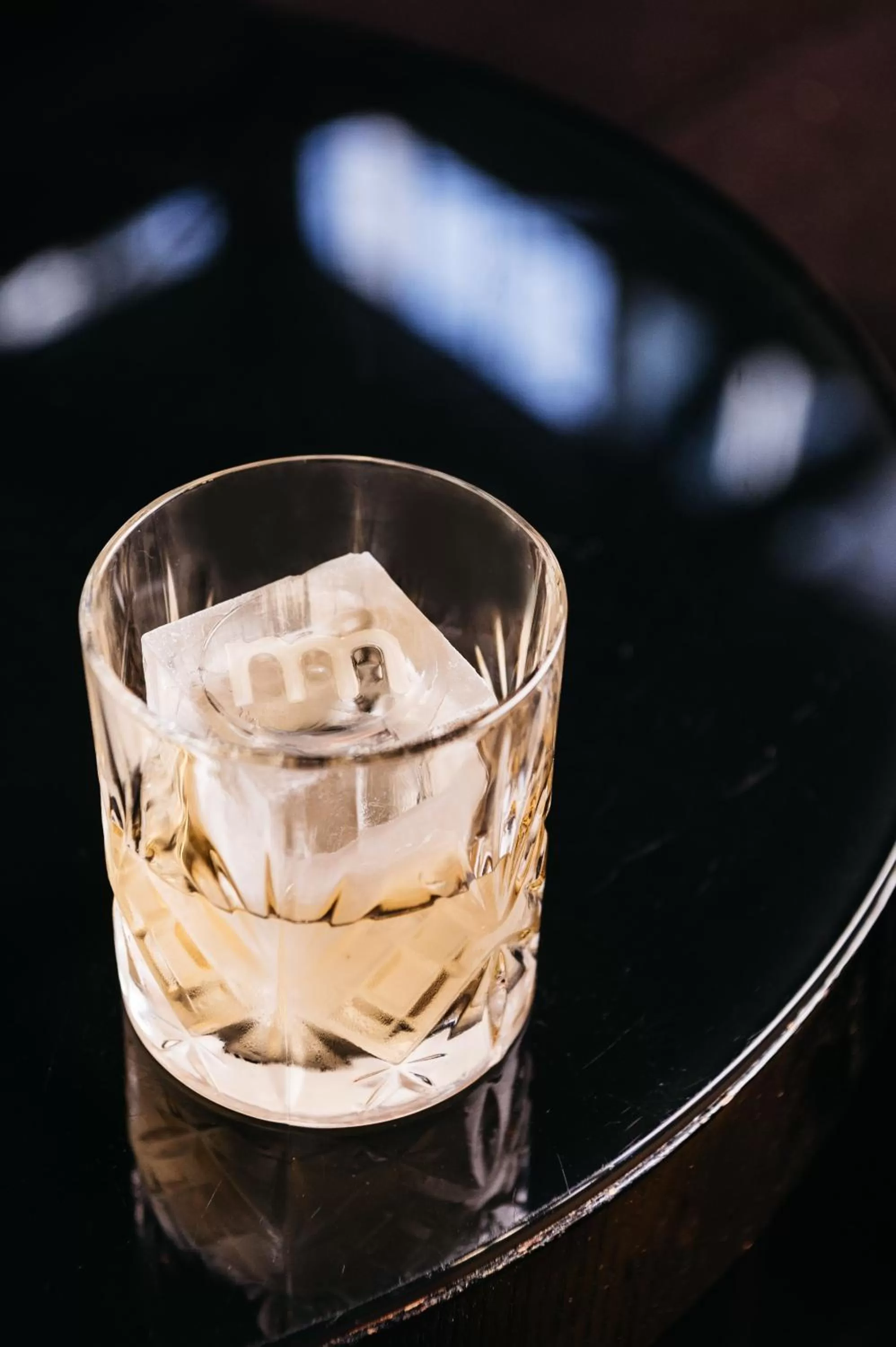 Restaurant/places to eat in Establishment Hotel