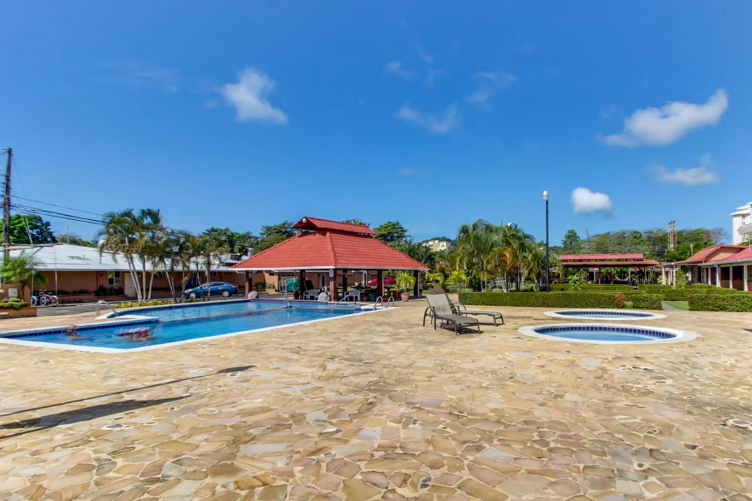 Swimming Pool in Villa Paraíso