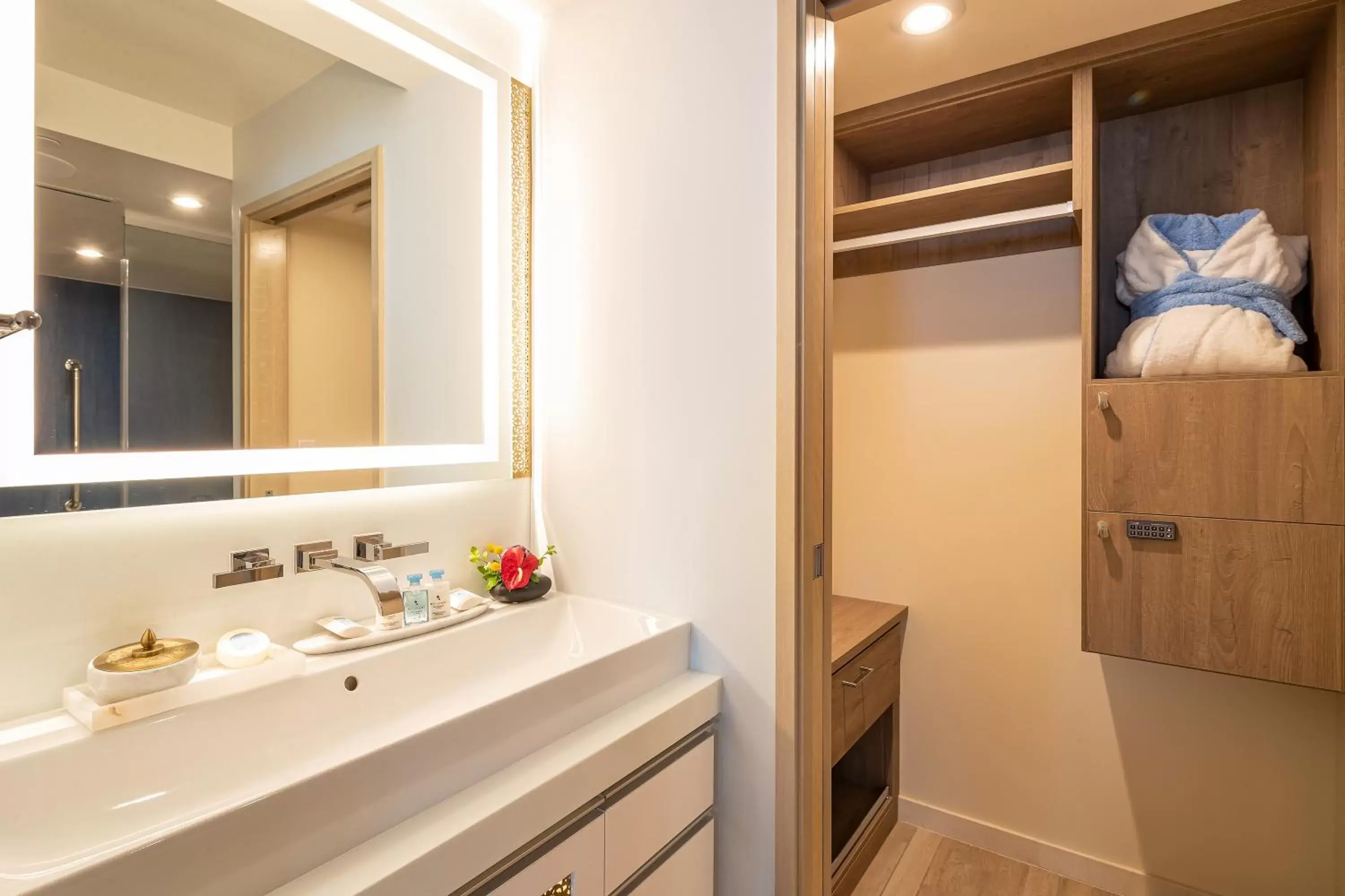 Bathroom in ESPACIO THE JEWEL OF WAIKIKI