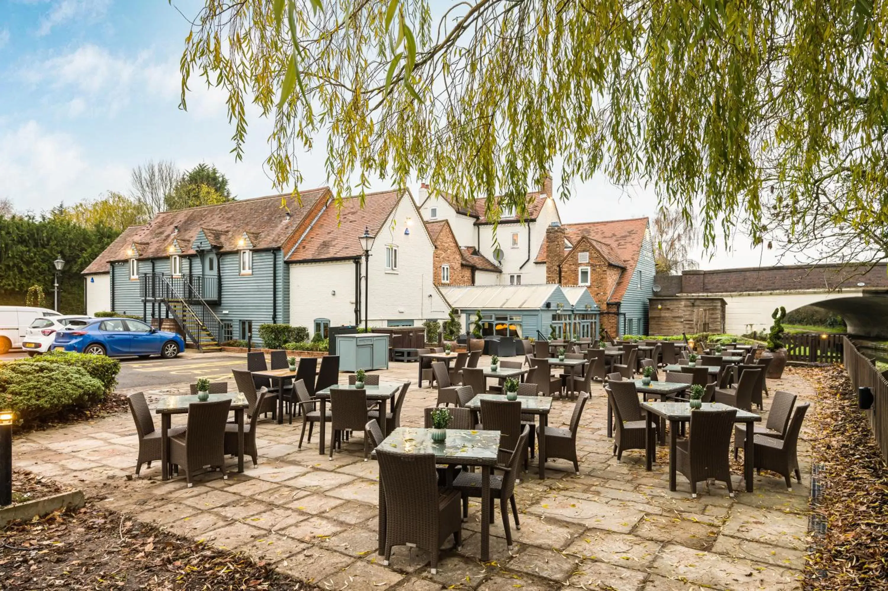 Garden, Restaurant/Places to Eat in The King's Arms by Innkeeper's Collection