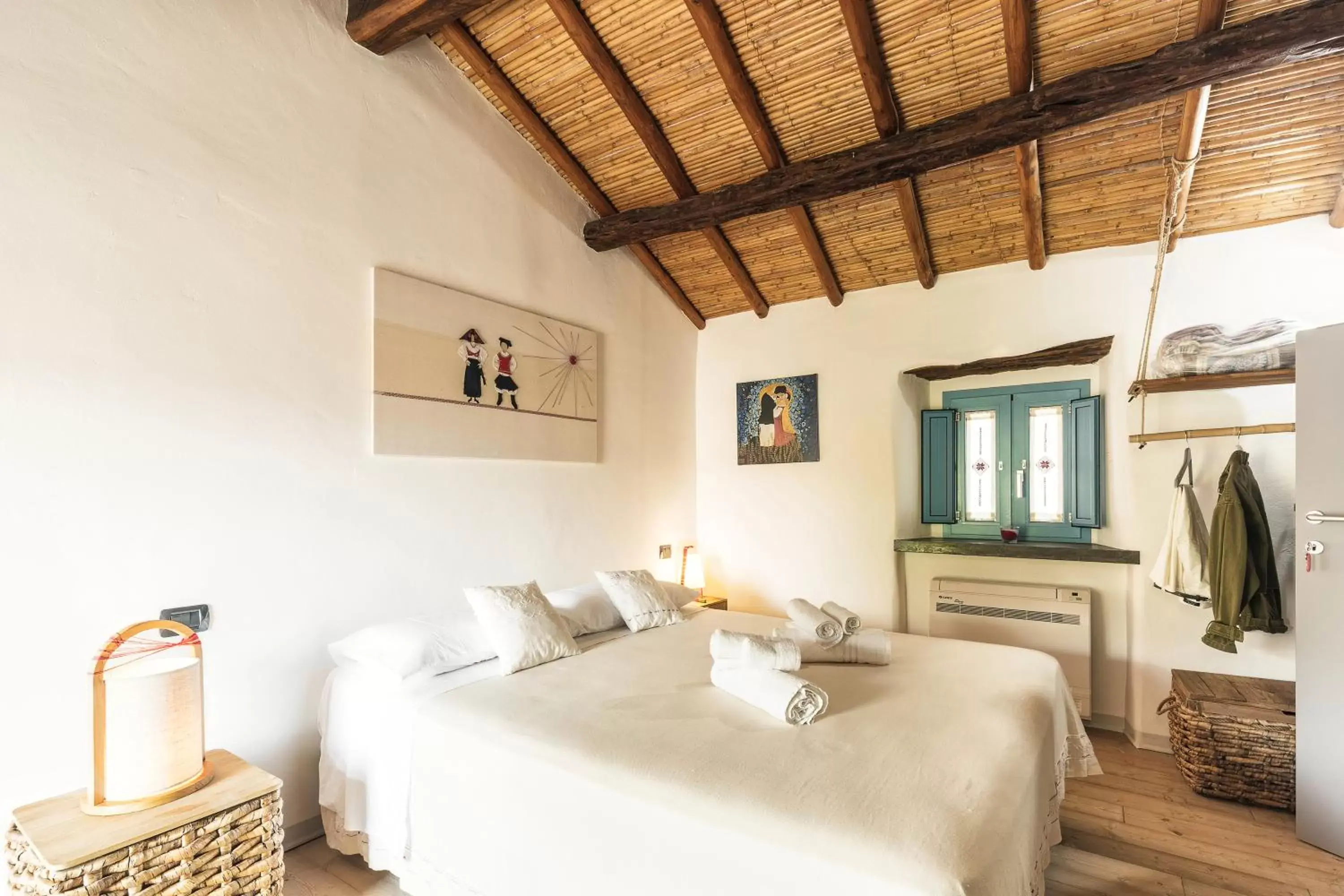 Bedroom, Bed in Sa Crai B&B - Sardinian Experience