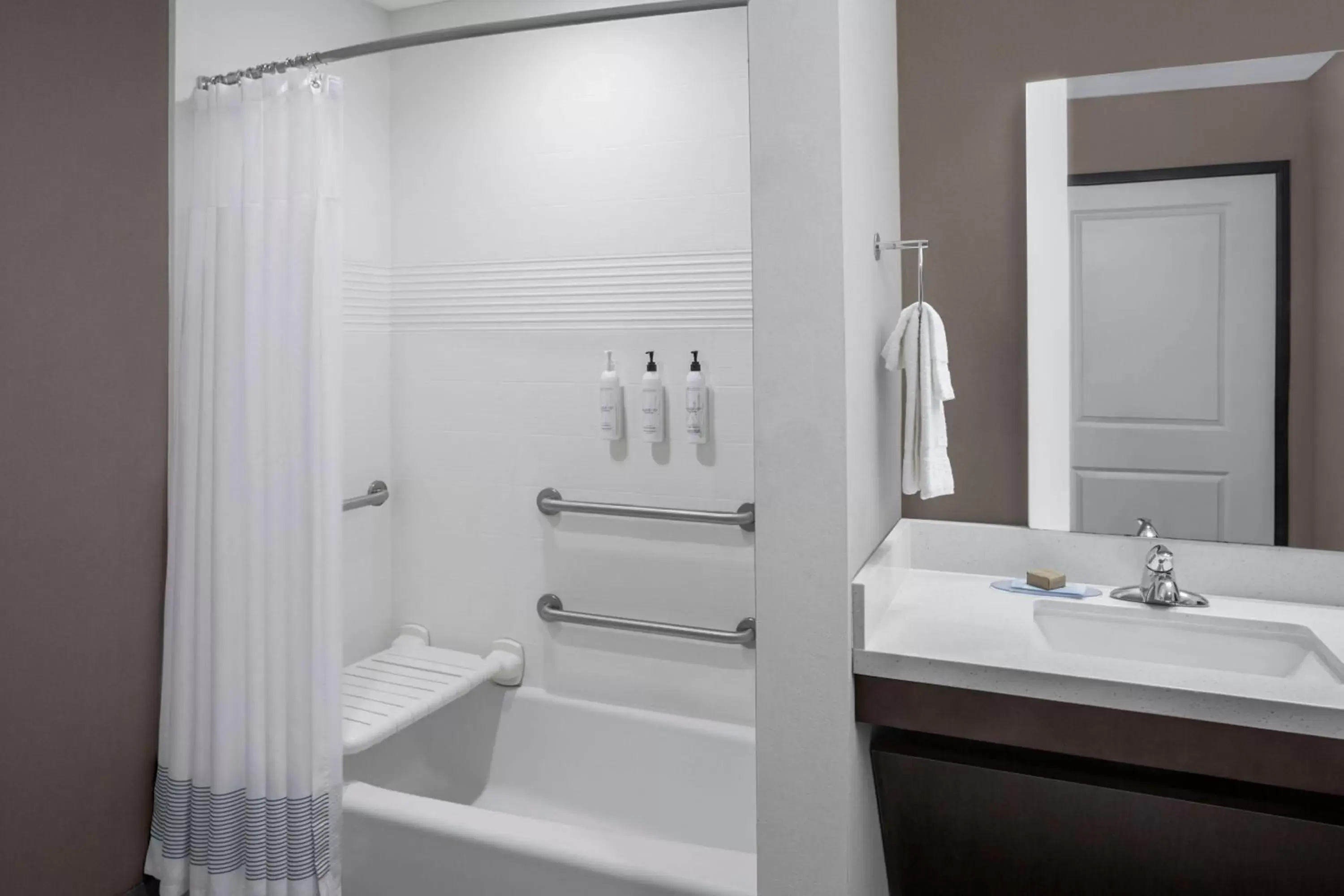 Bathroom in TownePlace Suites by Marriott Big Spring