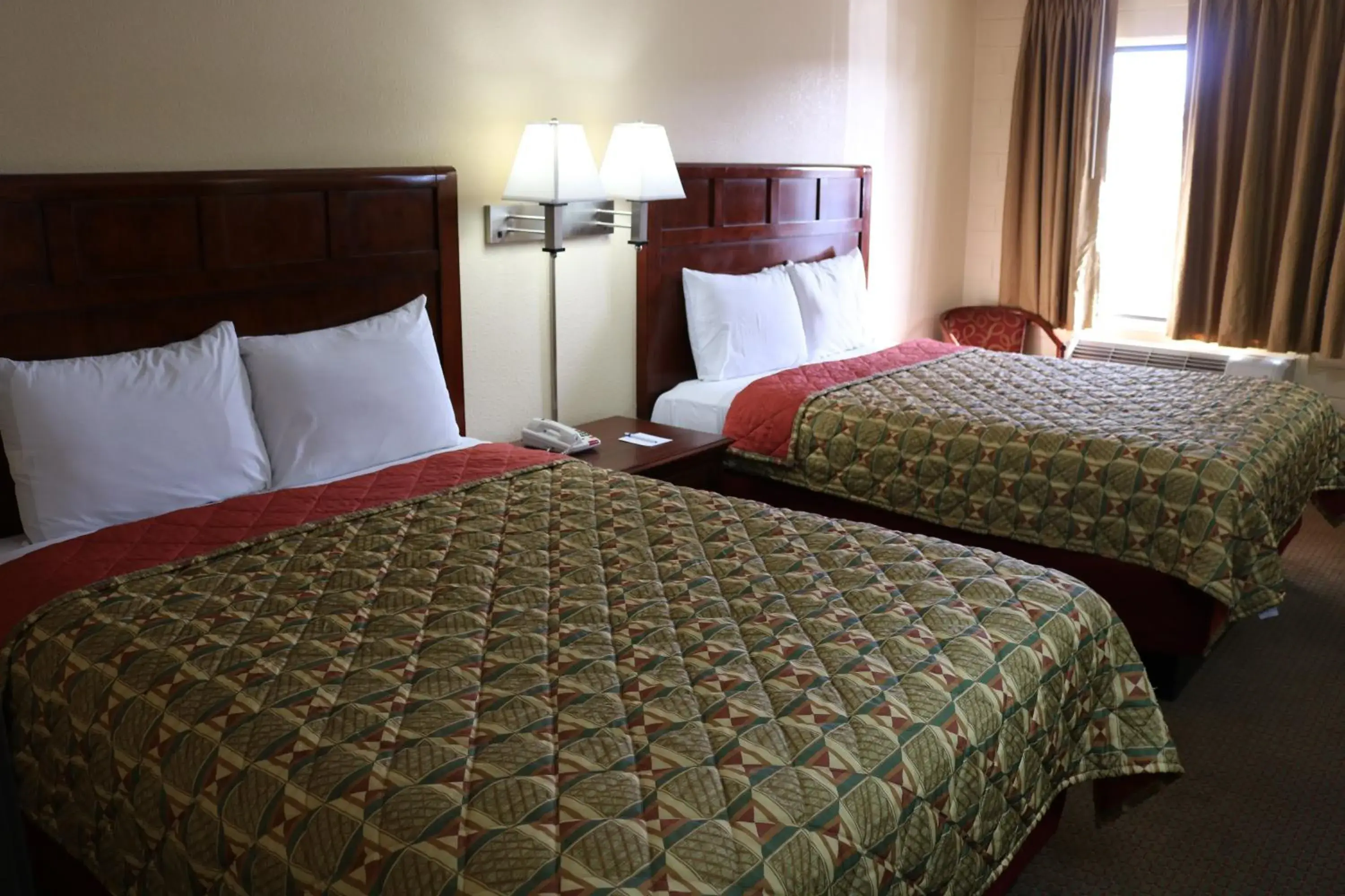 Bed in Budget Inn Flagstaff Bed in Budget Inn Flagstaff