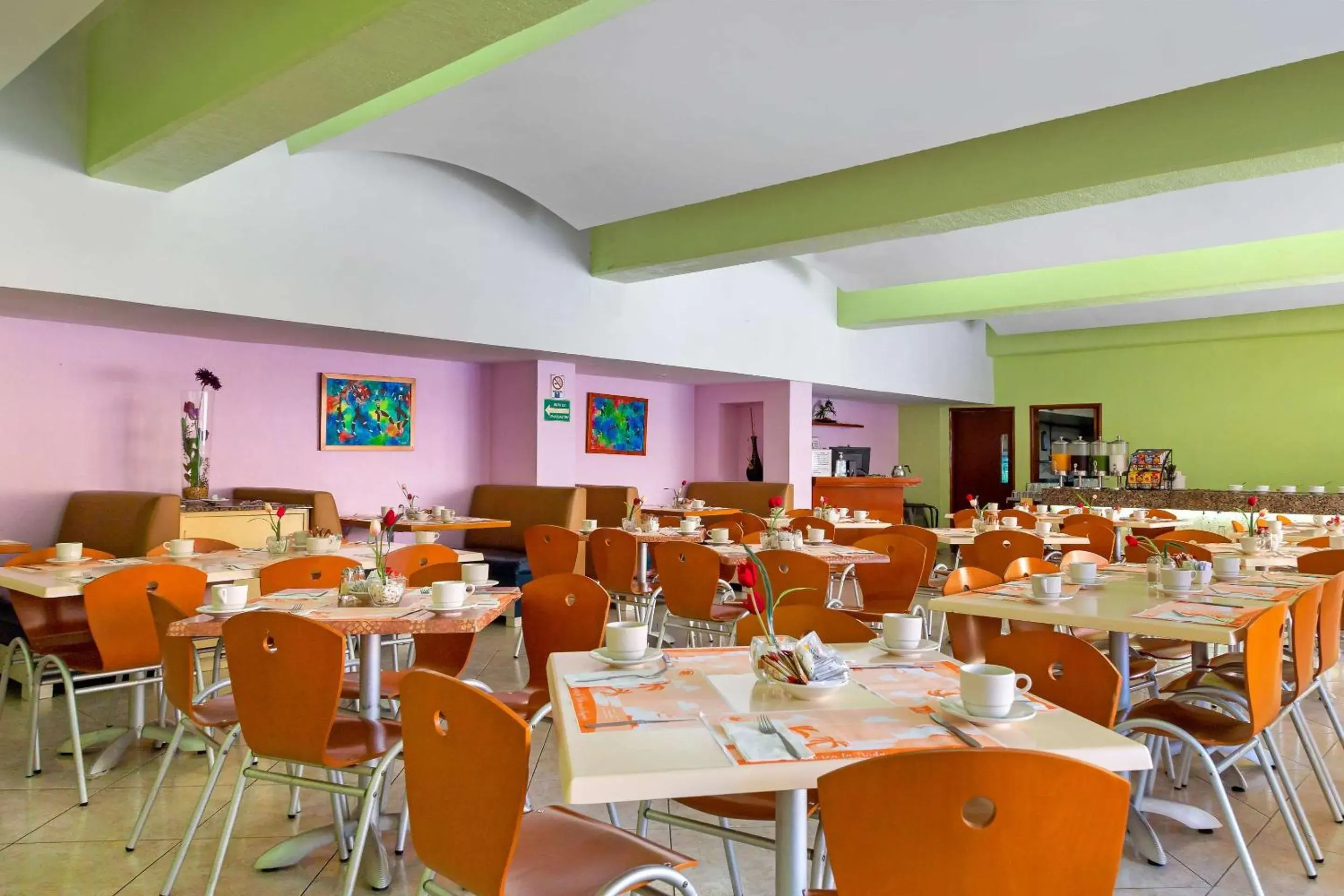Restaurant/Places to Eat in Comfort Inn Veracruz